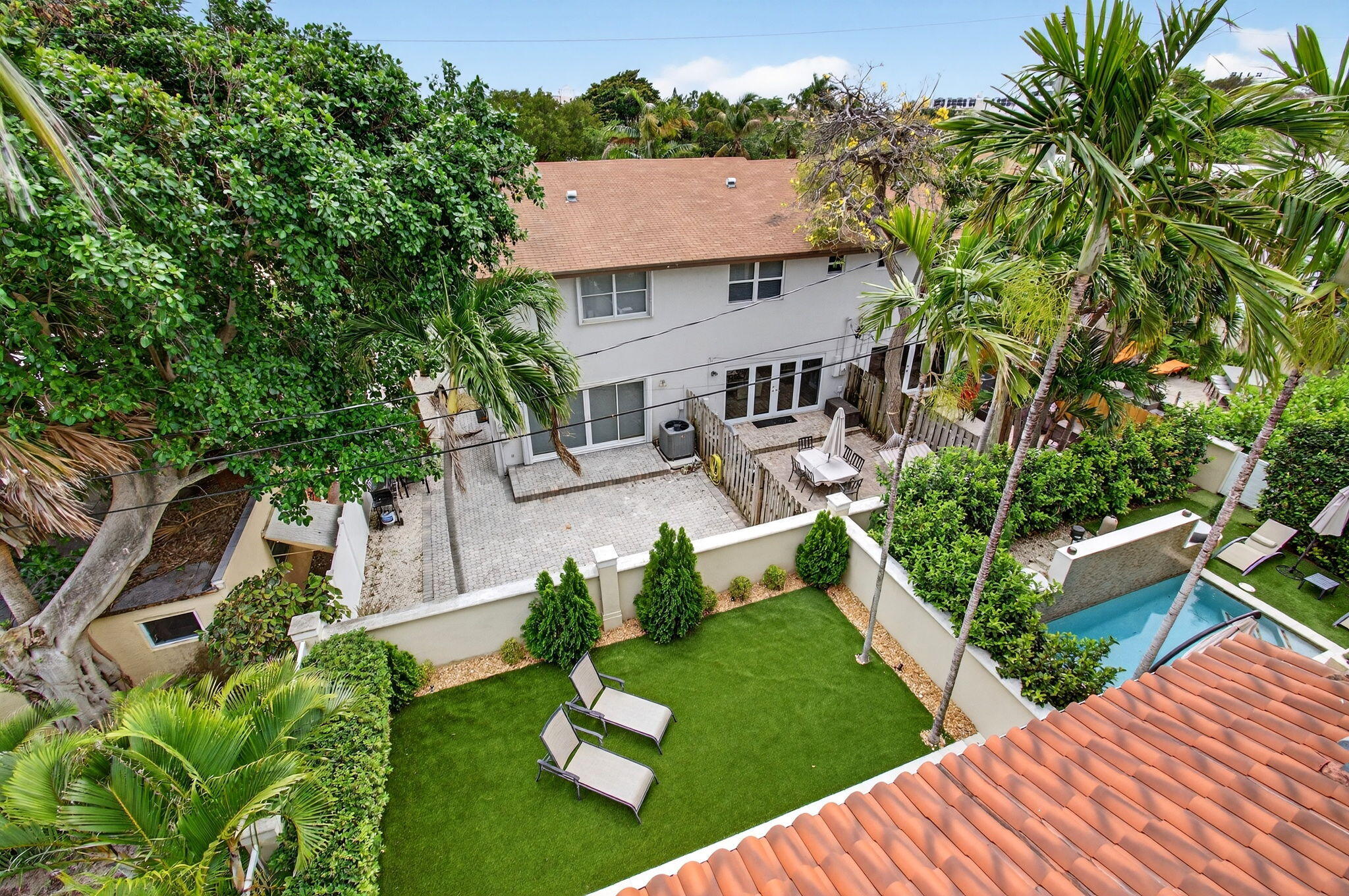 1942 NE 6th Street C