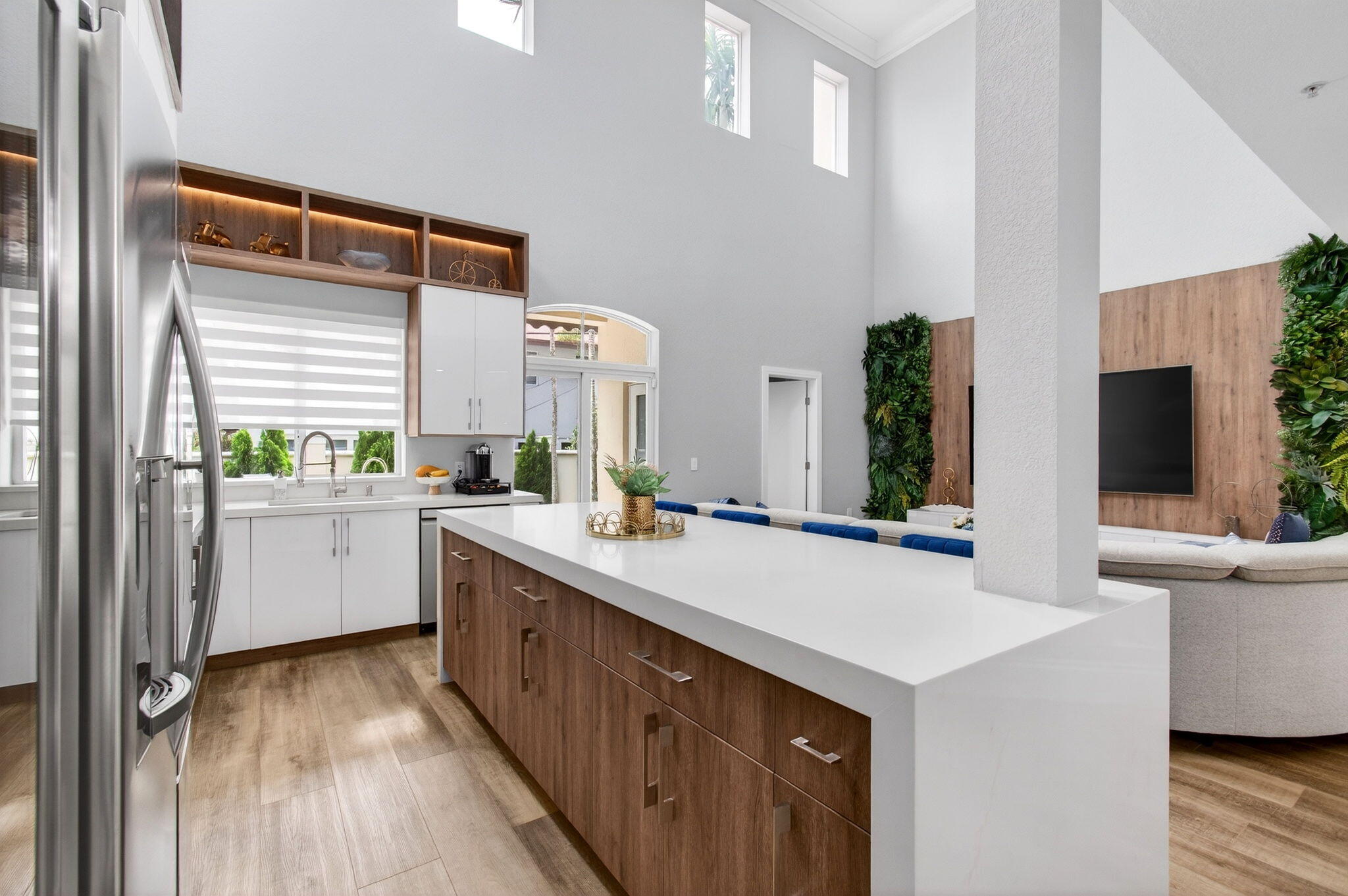 1942 NE 6th Street C