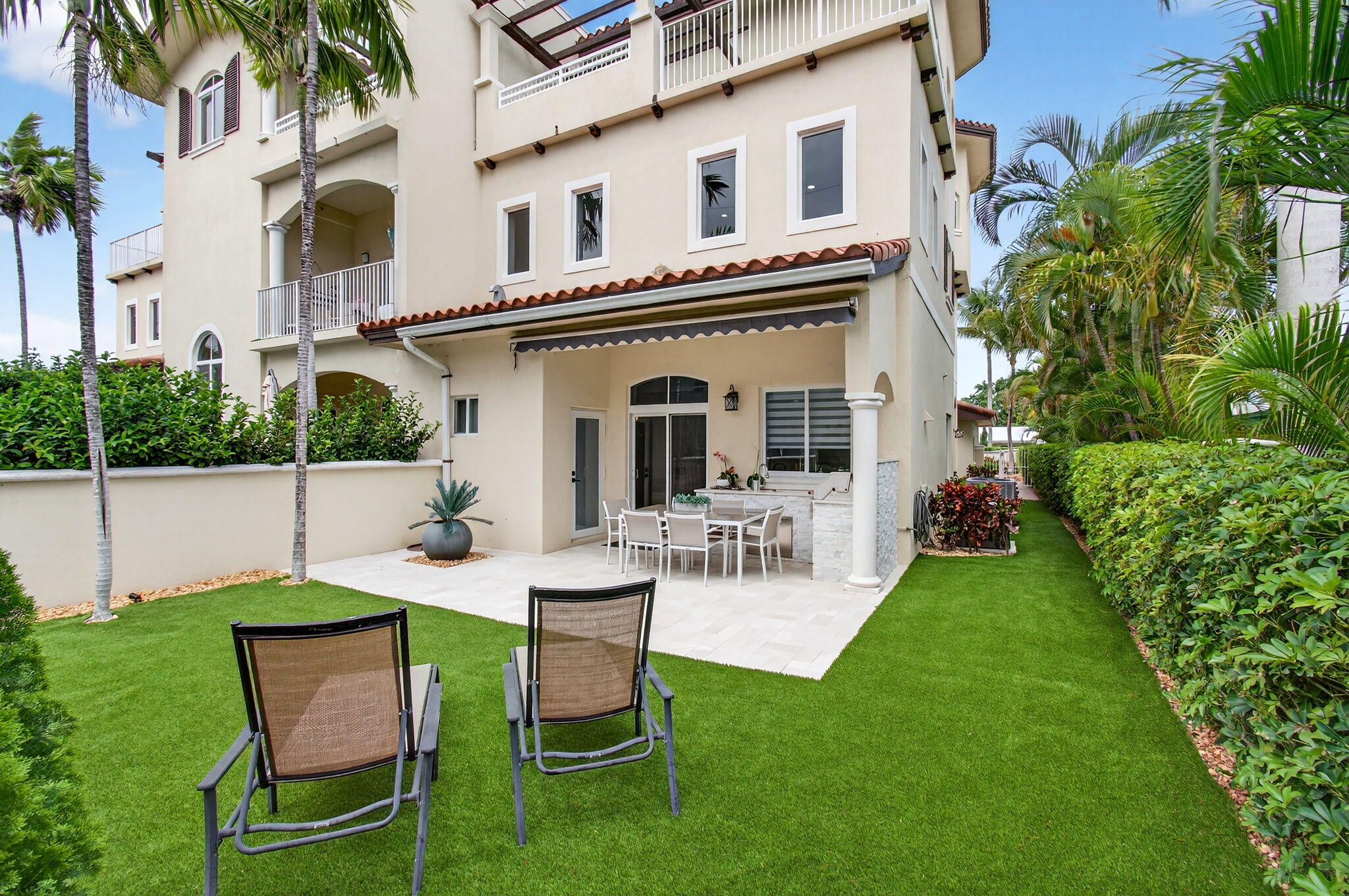 1942 NE 6th Street C