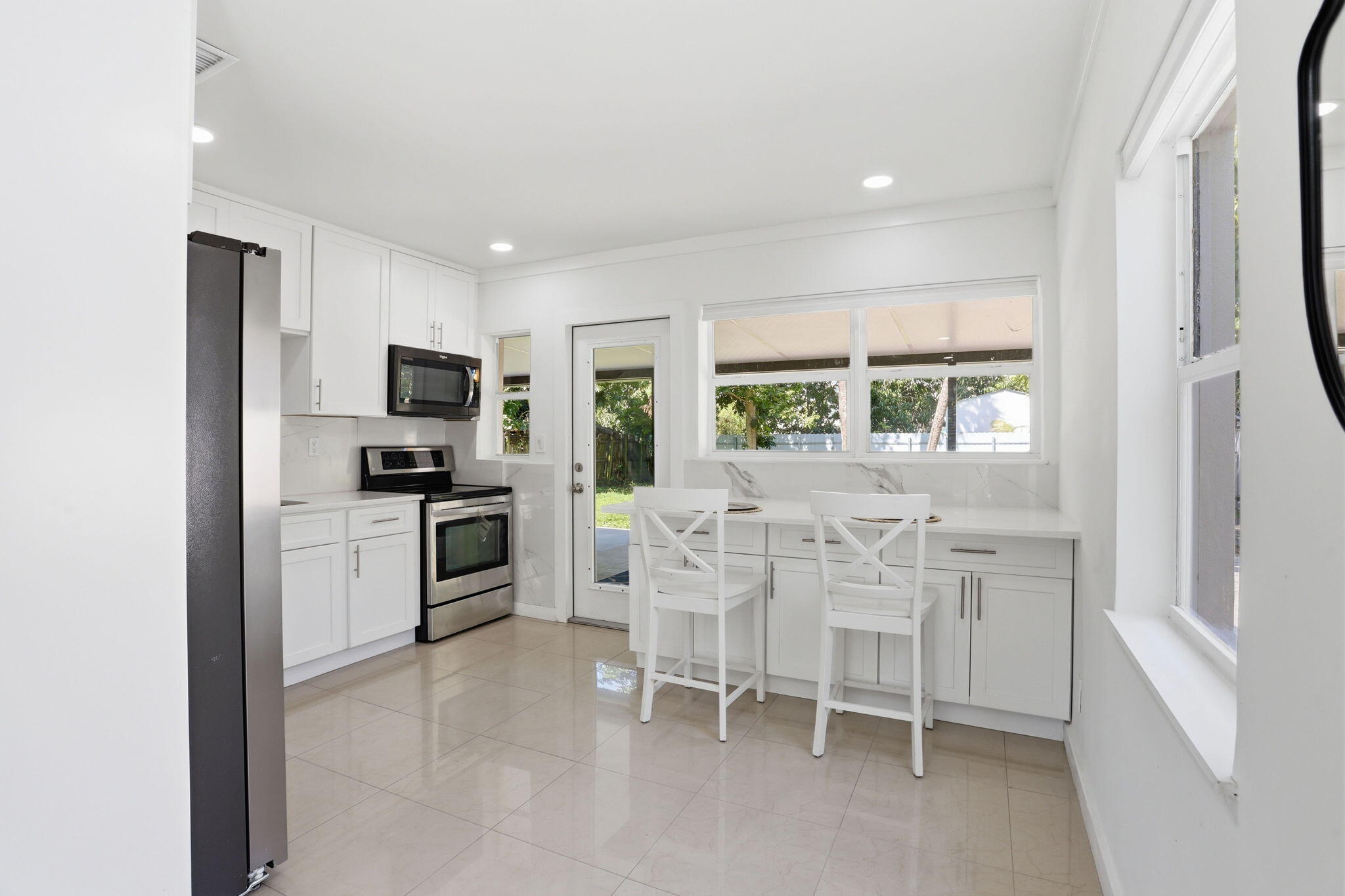 139 SW 21st Way