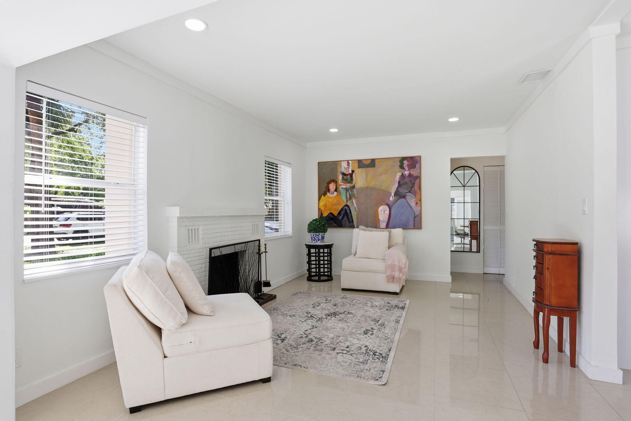 139 SW 21st Way