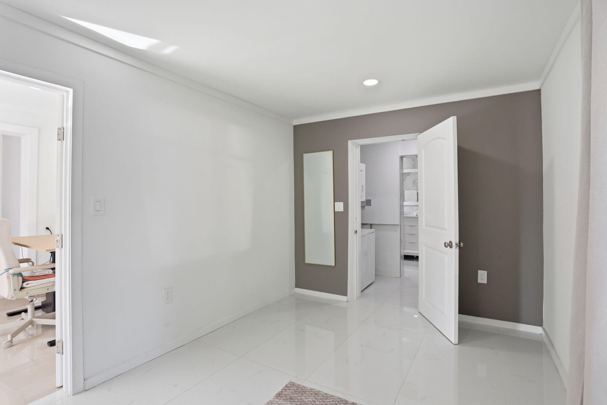 139 SW 21st Way