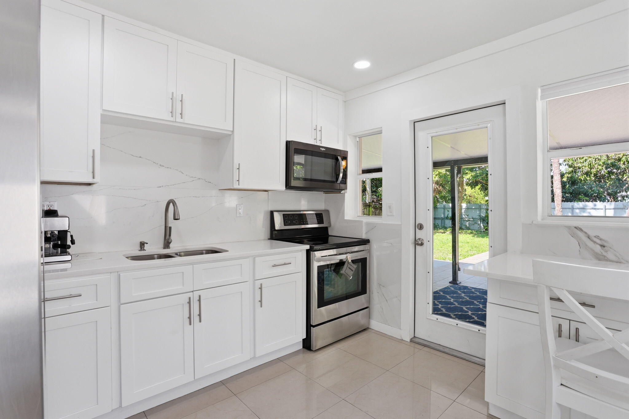 139 SW 21st Way