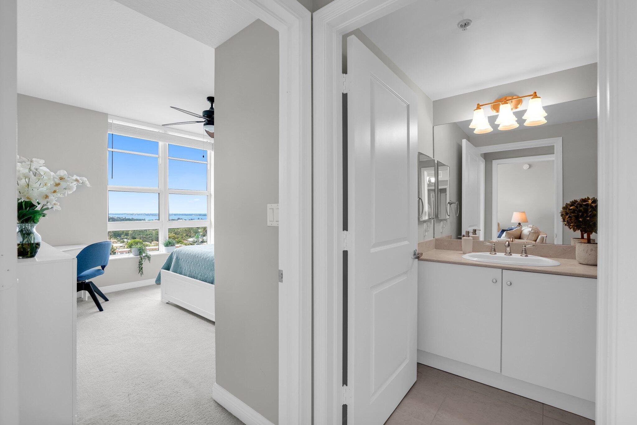 450 N Federal Highway 1213