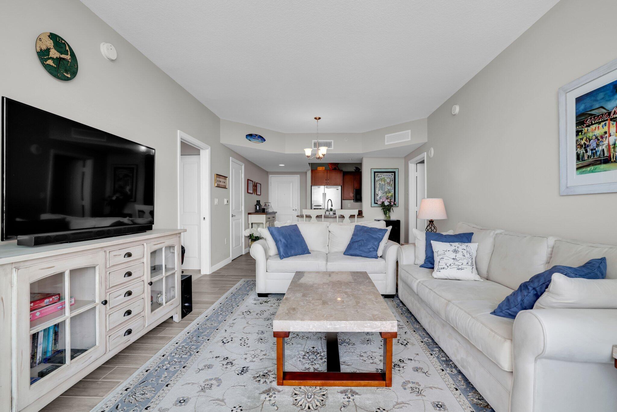 450 N Federal Highway 1213