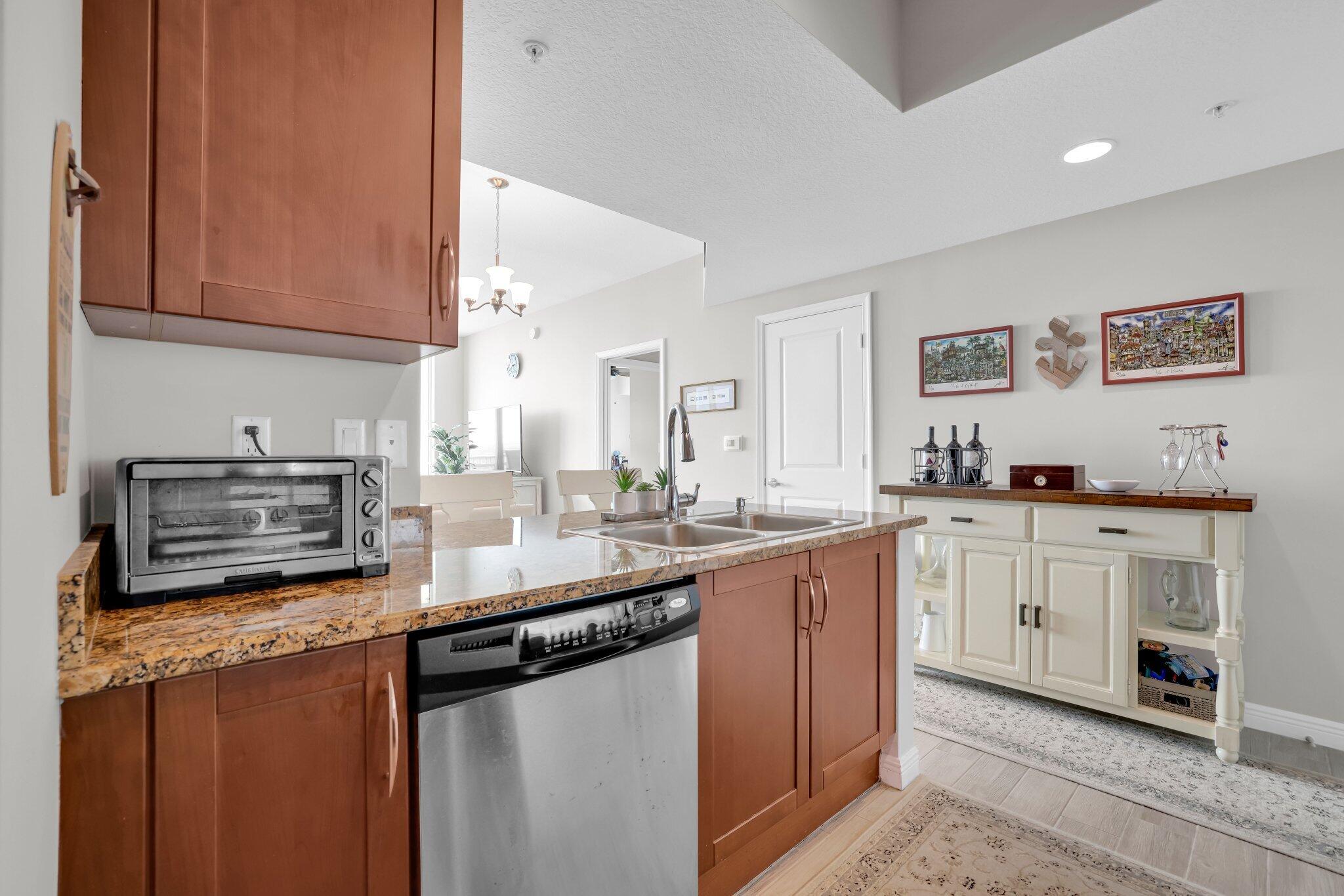 450 N Federal Highway 1213