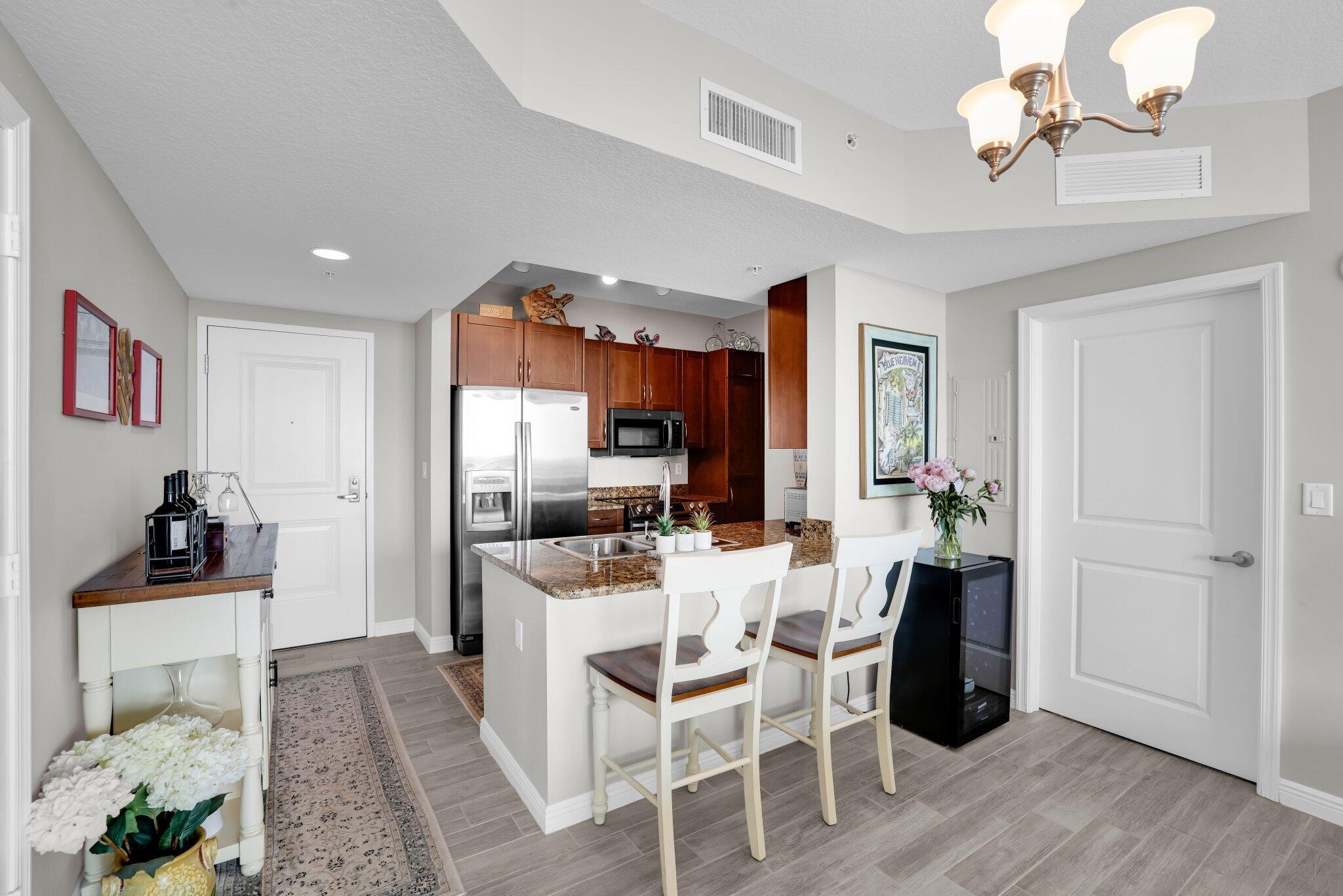 450 N Federal Highway 1213