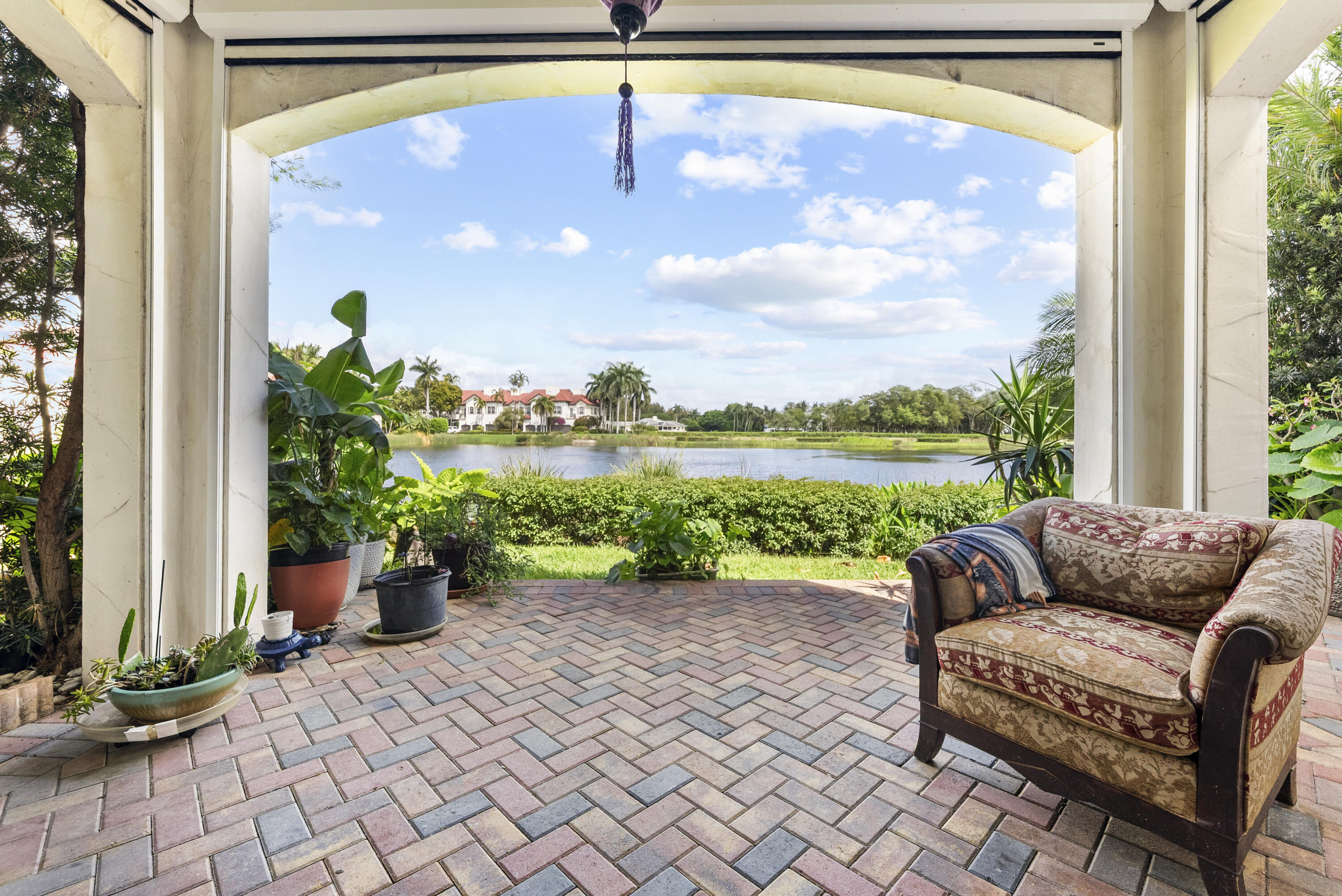 1527 Estuary Trail