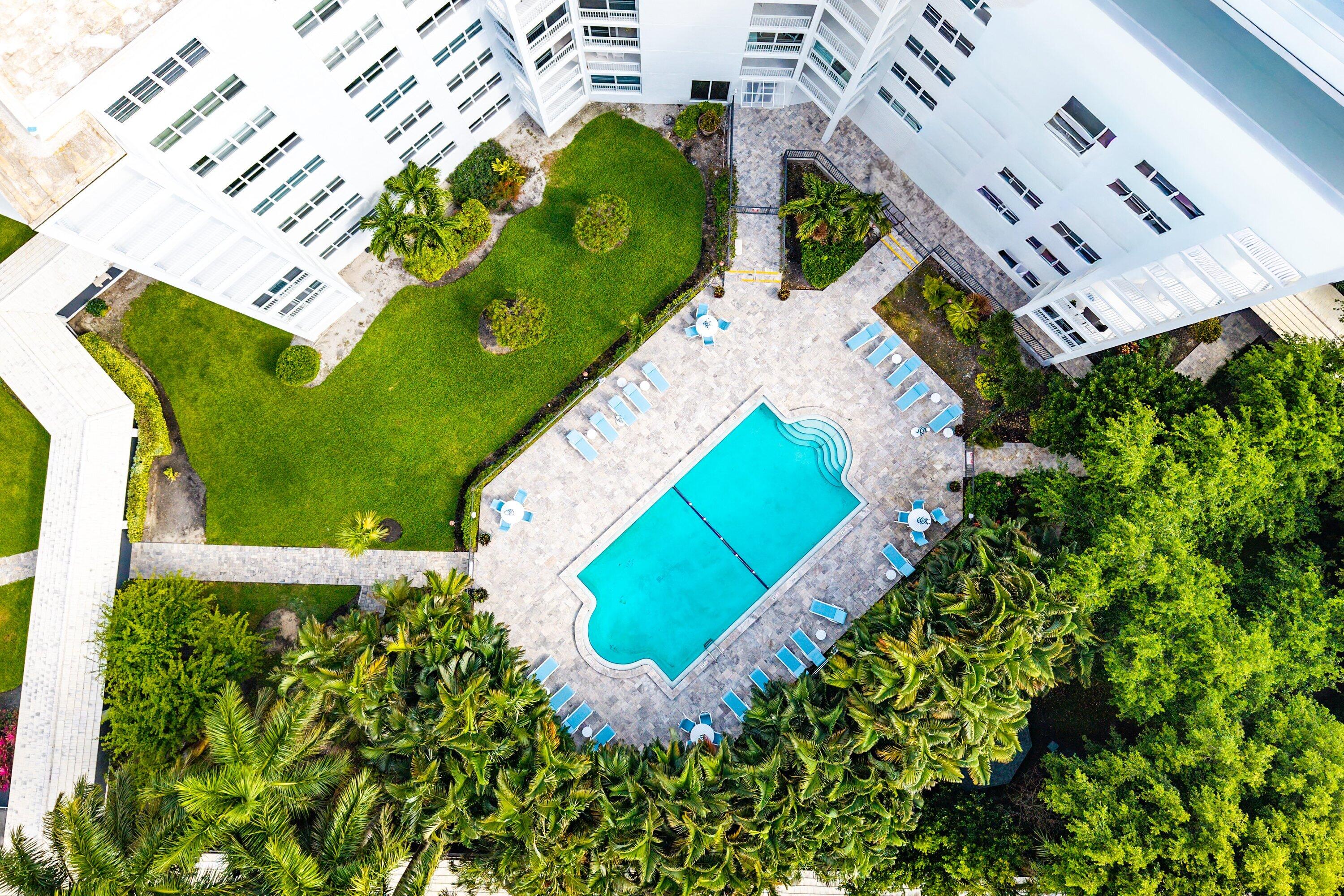 1000 Lowry Street 5d