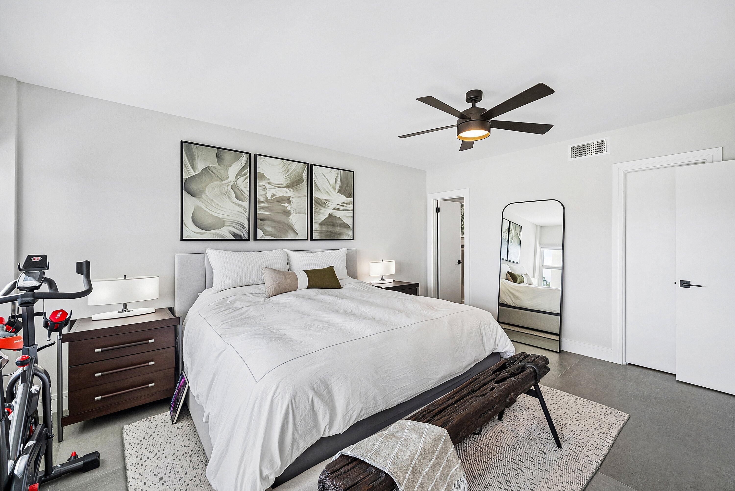 1000 Lowry Street 5d