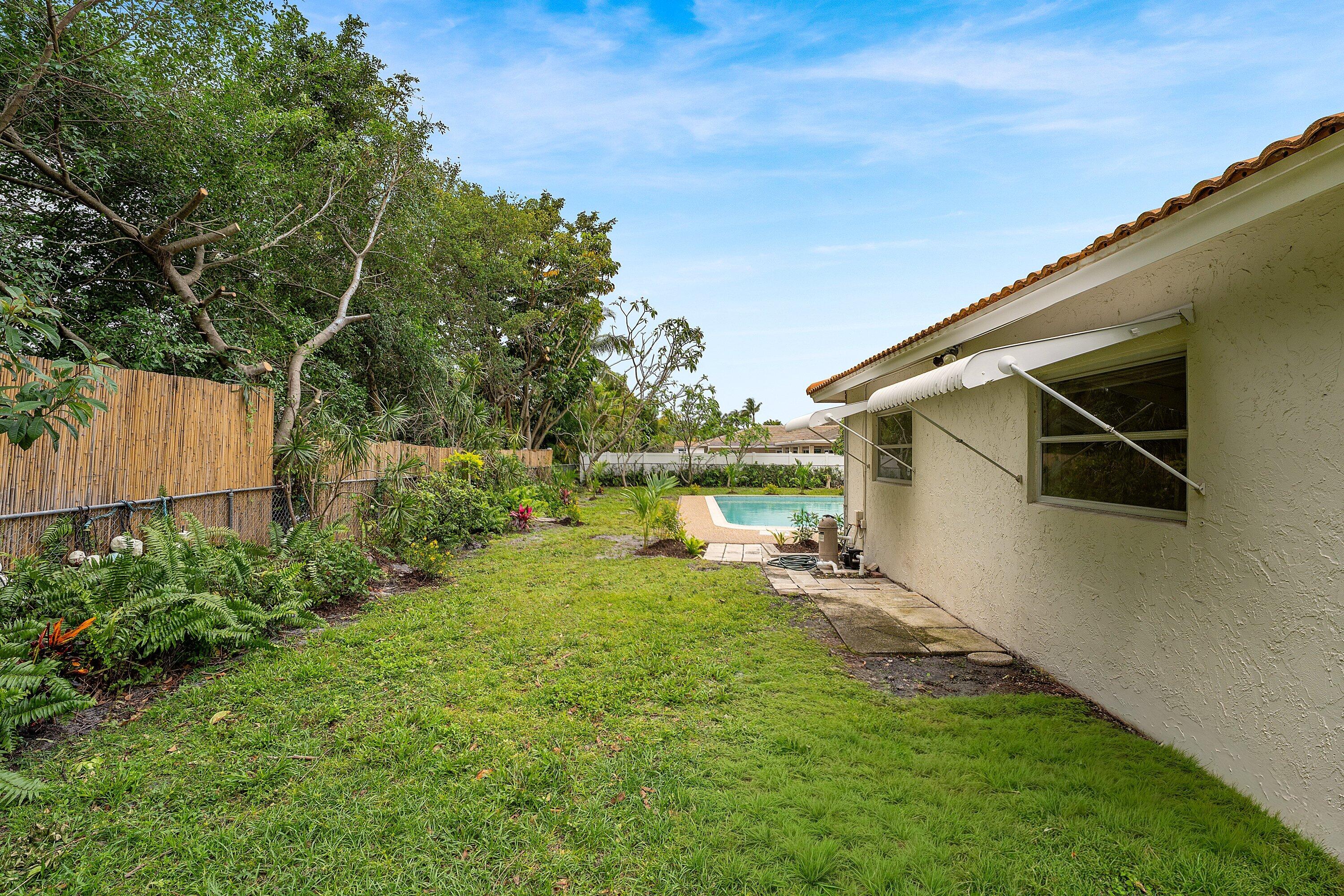 931 NW 9th Court