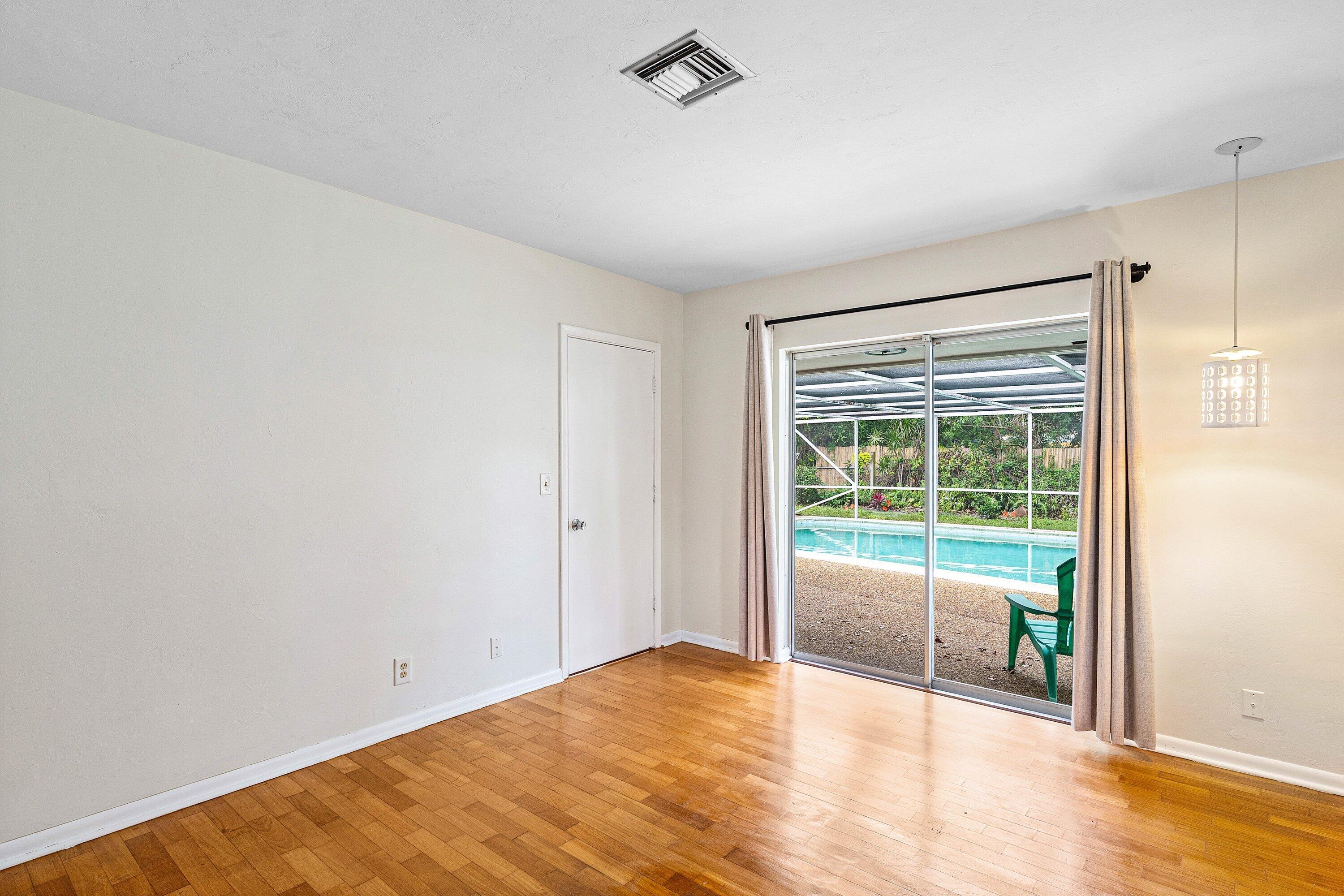 931 NW 9th Court