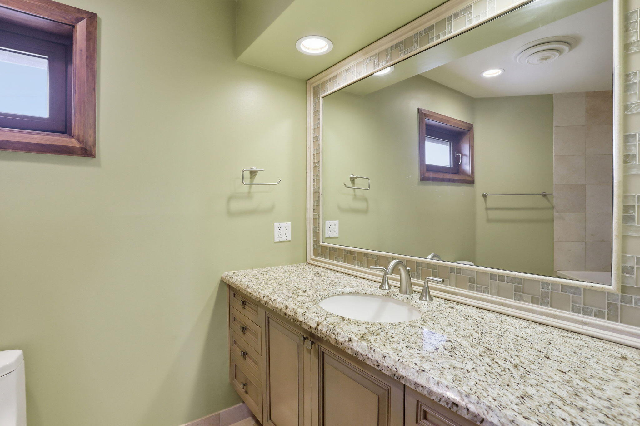 4348 Saint Andrews Drive