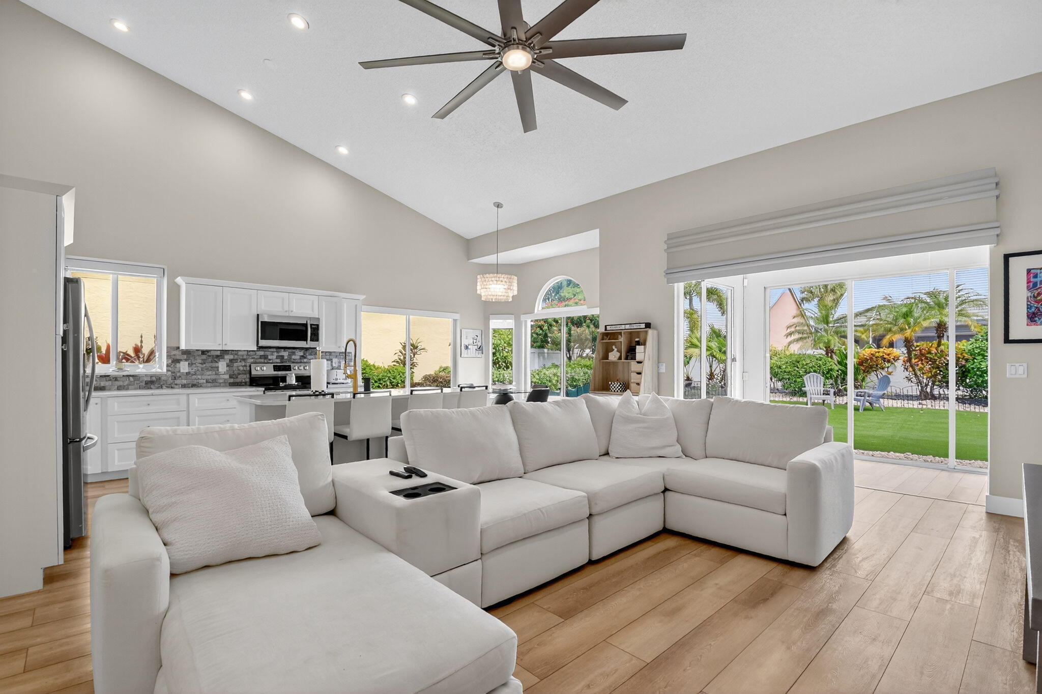 8385 Horseshoe Bay Road