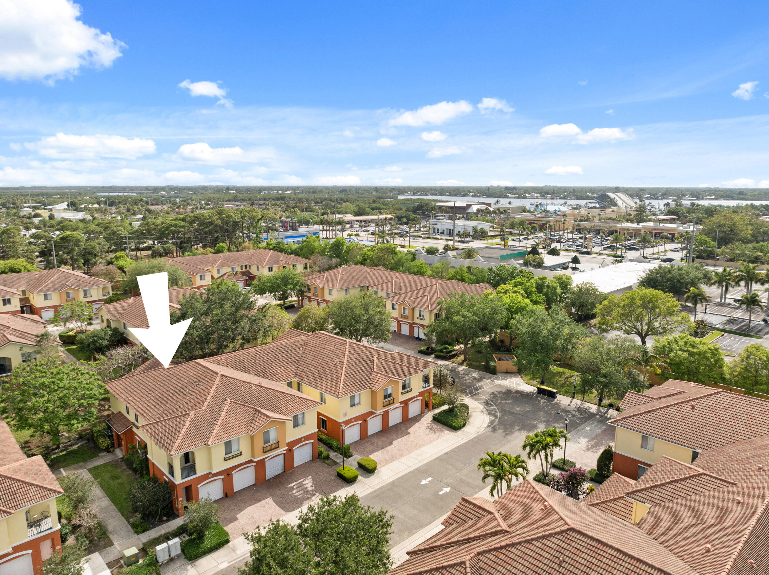 42 SE Sedona Circle 201