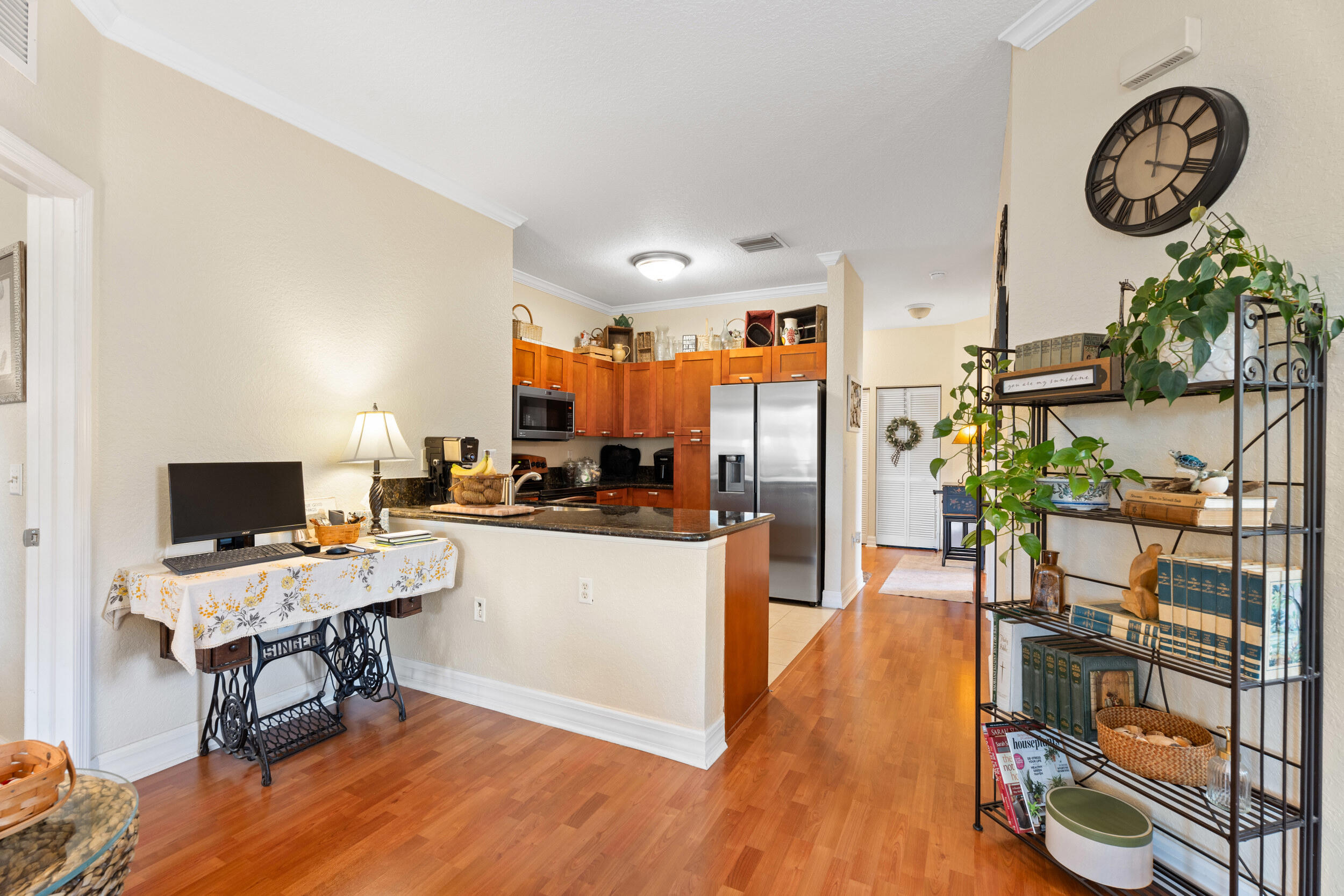 42 SE Sedona Circle 201