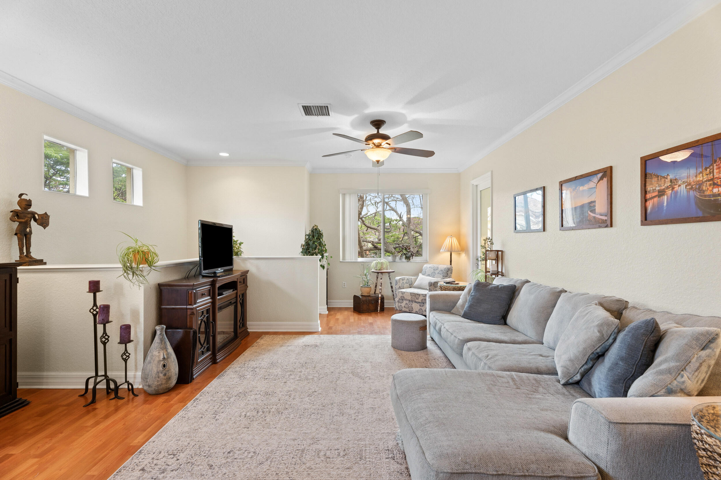 42 SE Sedona Circle 201