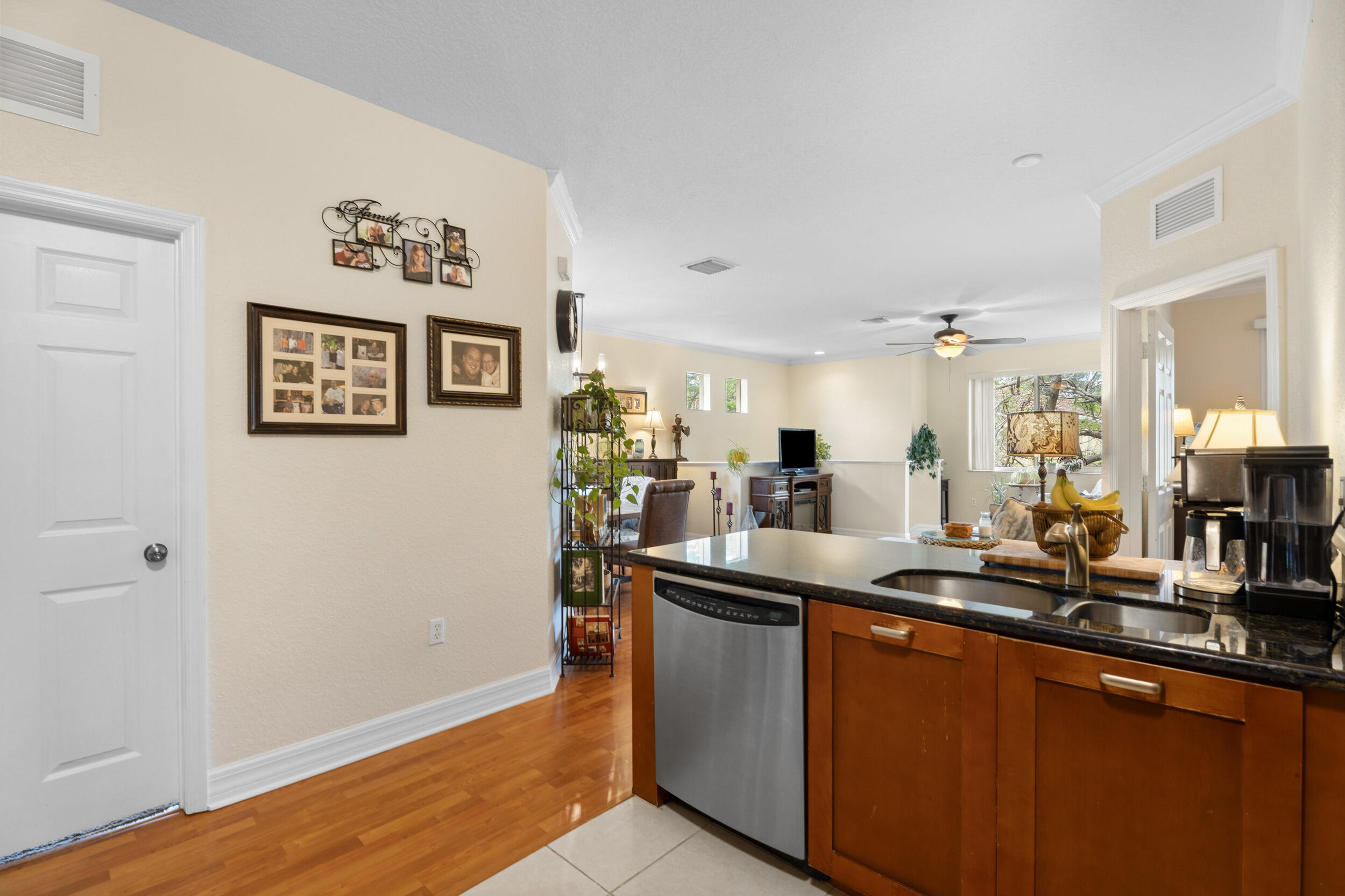 42 SE Sedona Circle 201