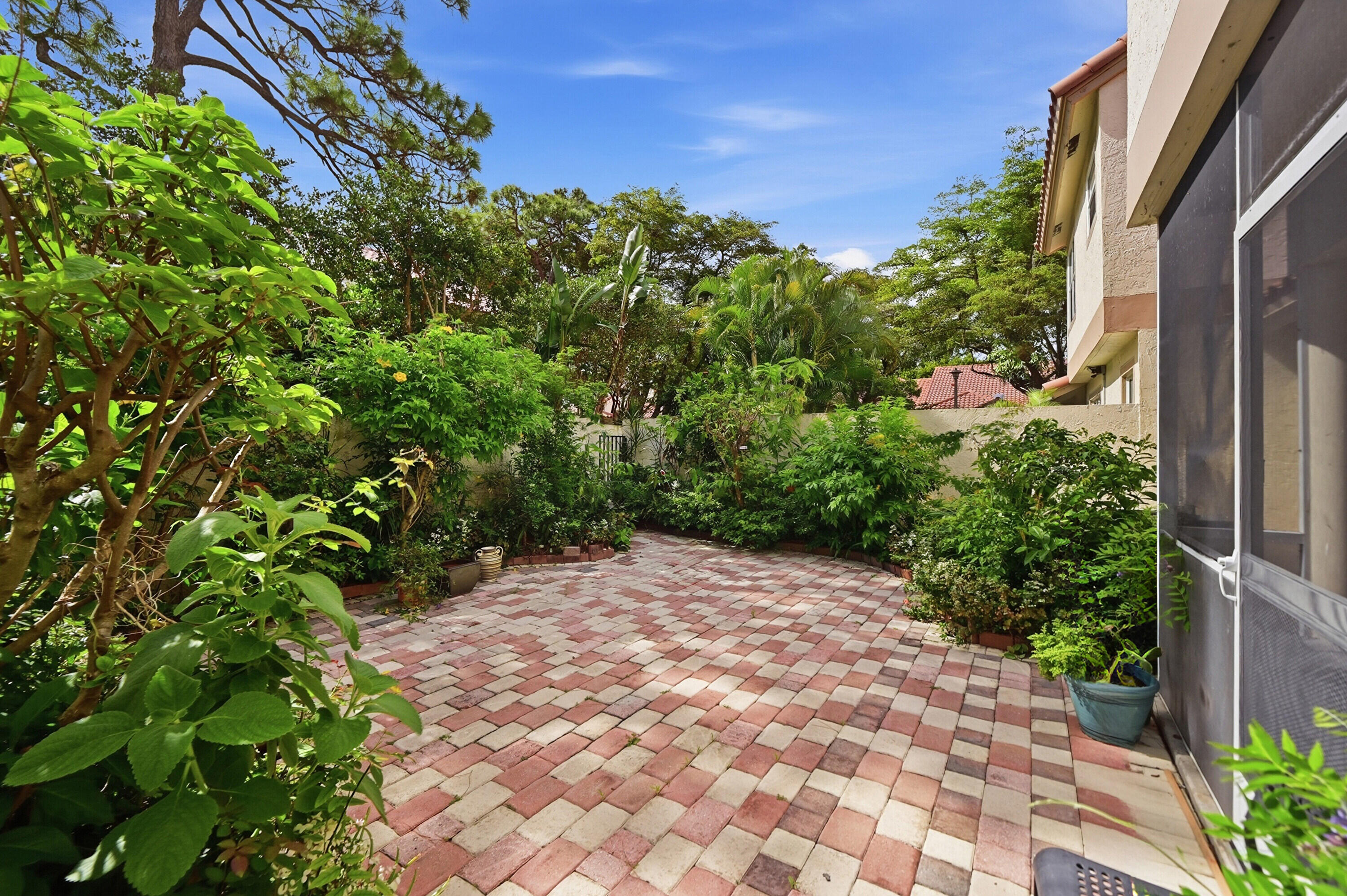 5236 Majorca Club Drive