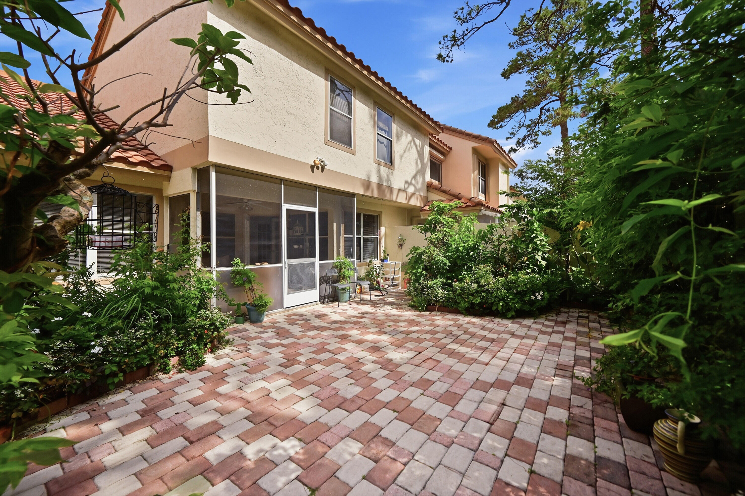 5236 Majorca Club Drive