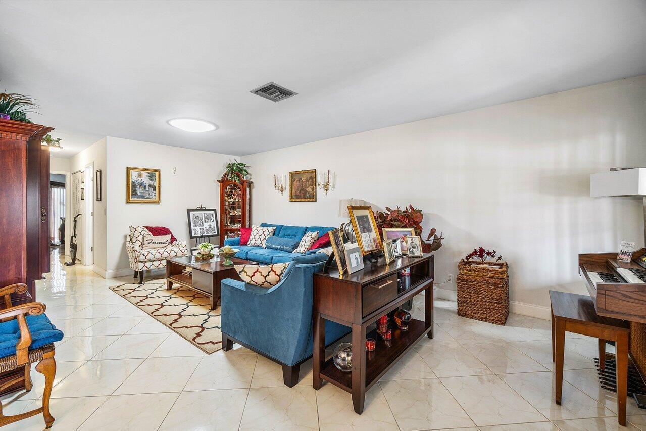5814 Doris Court
