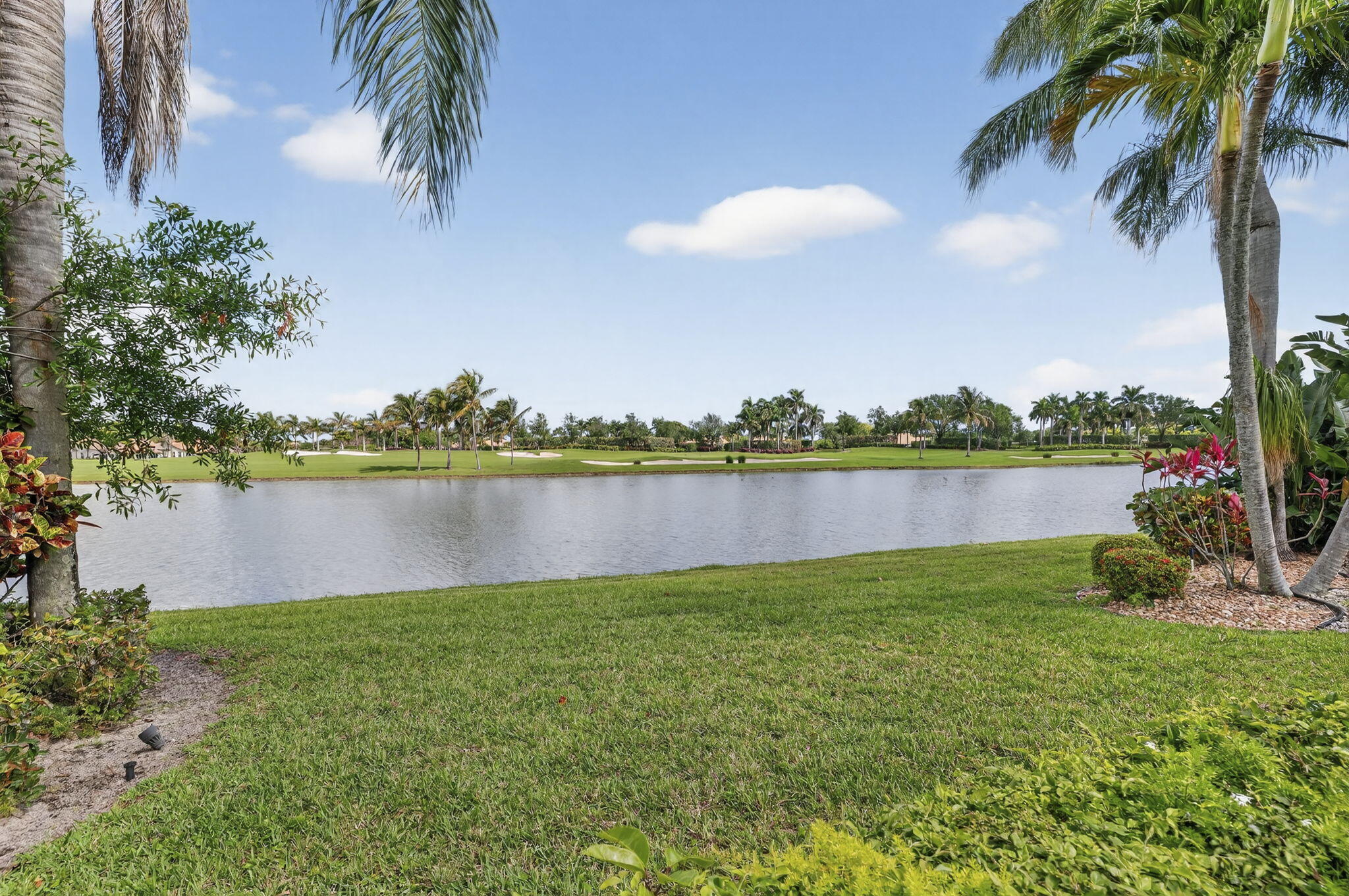 6935 Fairway Lakes Drive