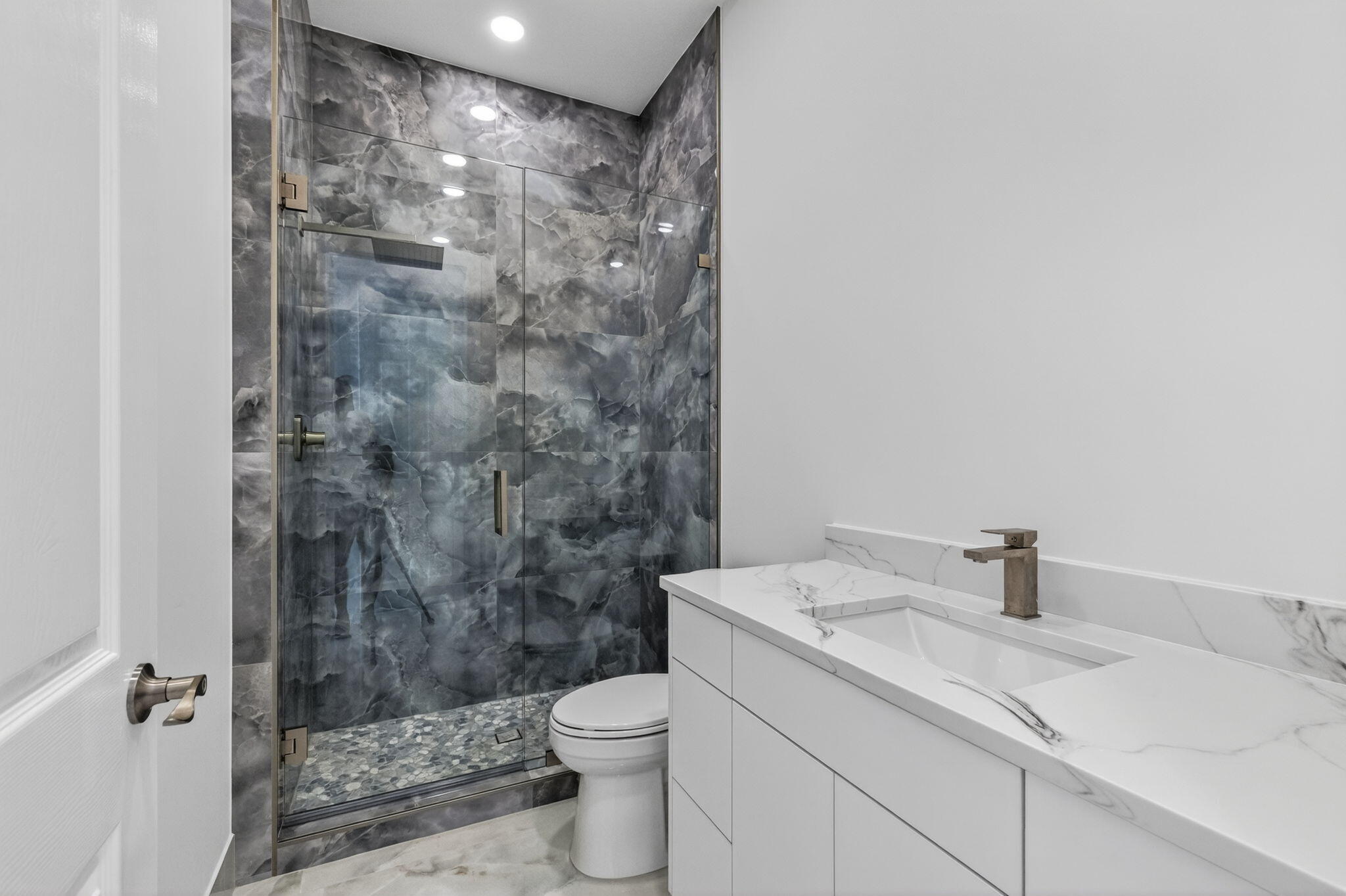 6935 Fairway Lakes Drive