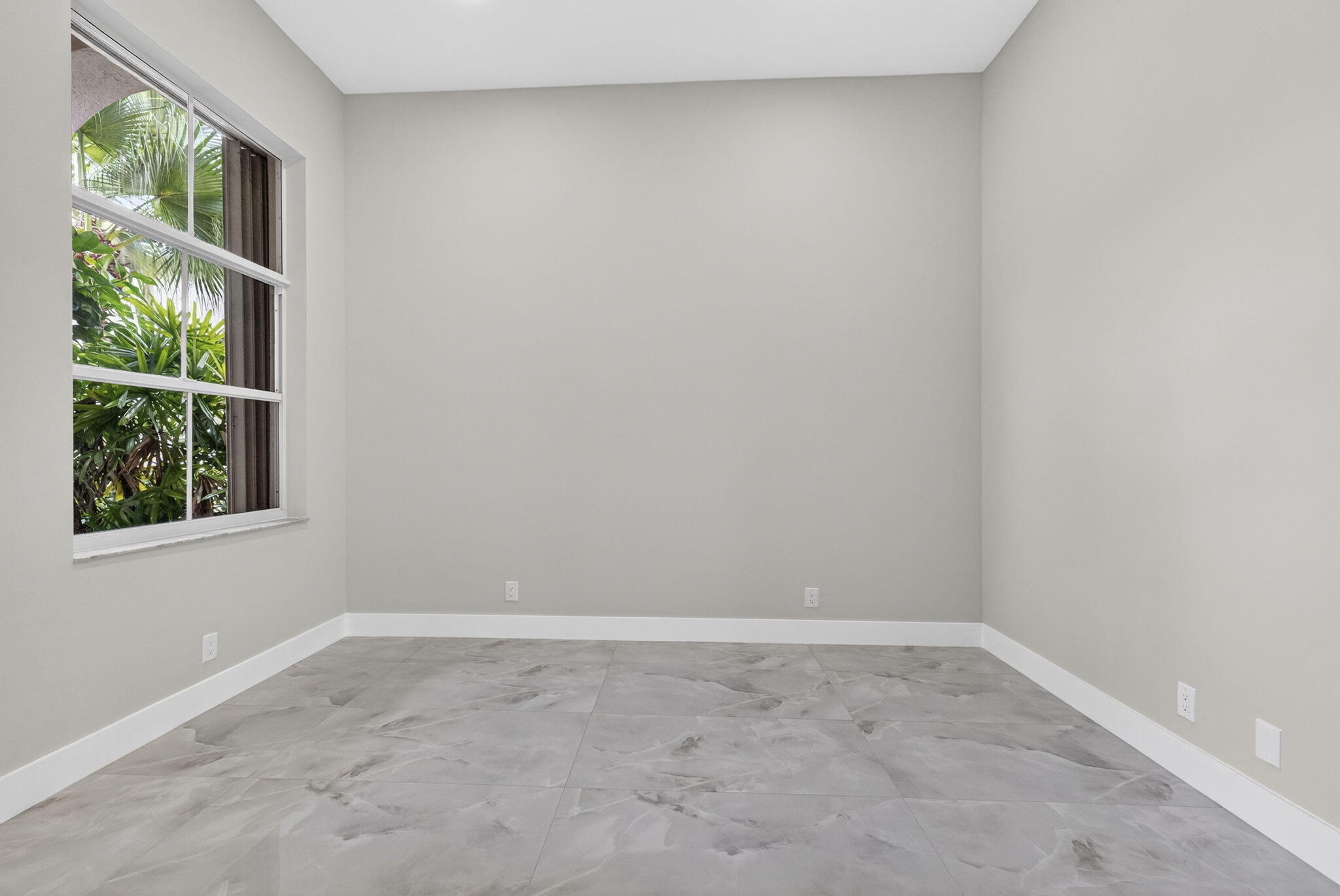 6935 Fairway Lakes Drive