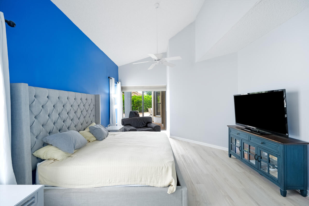 2412 NW 63rd Street