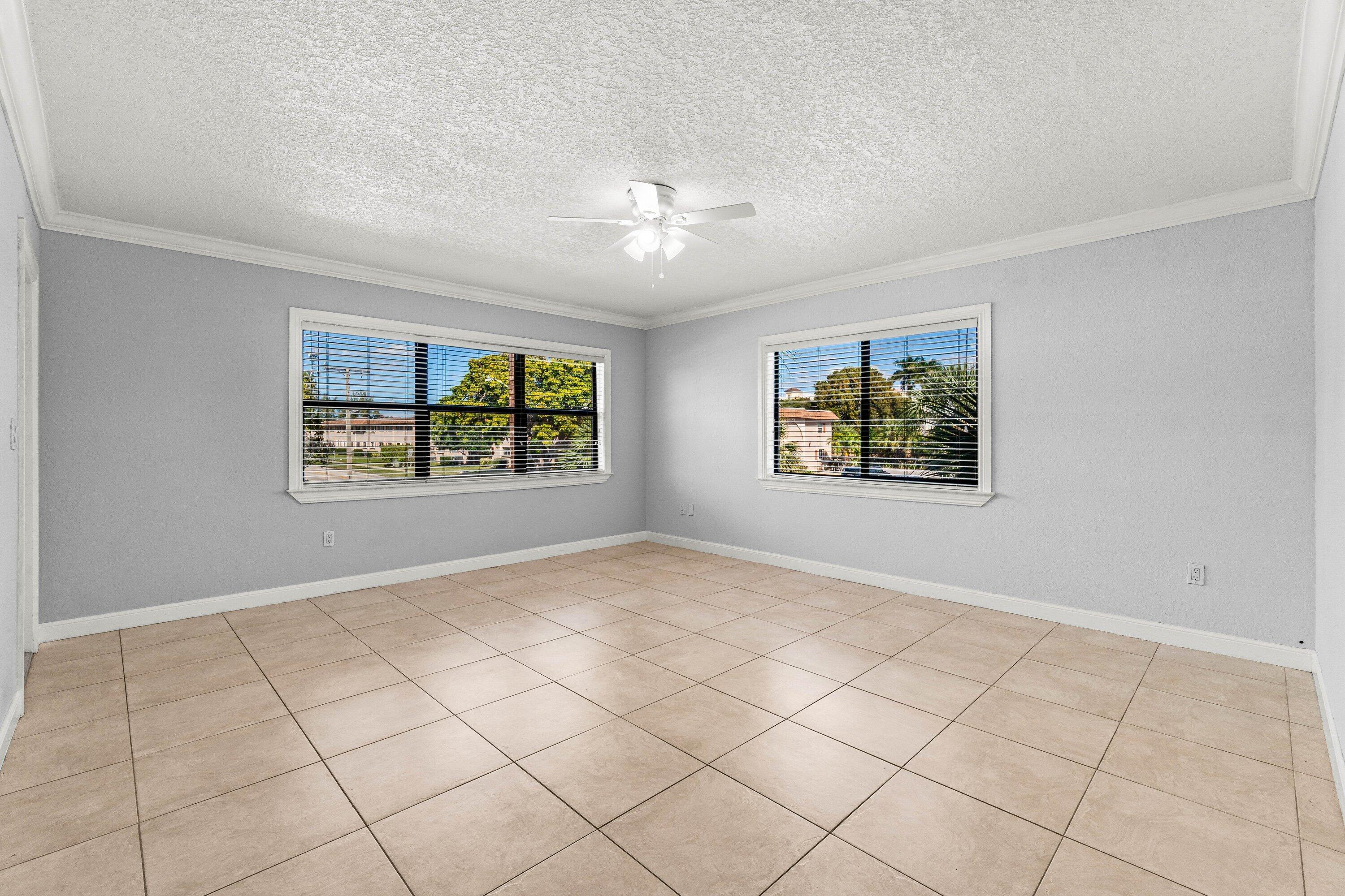 200 SW 7th Street 3