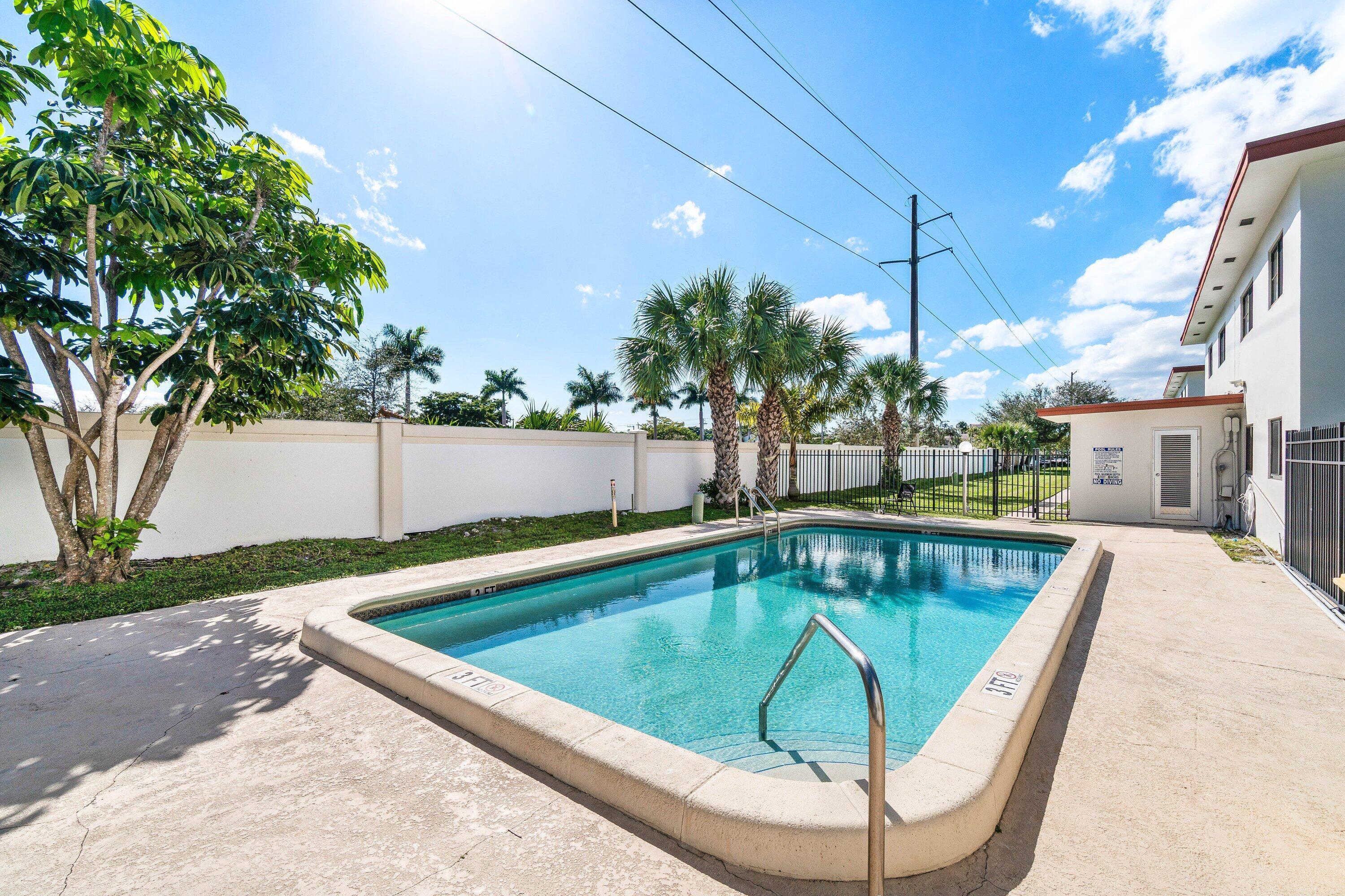 200 SW 7th Street 3
