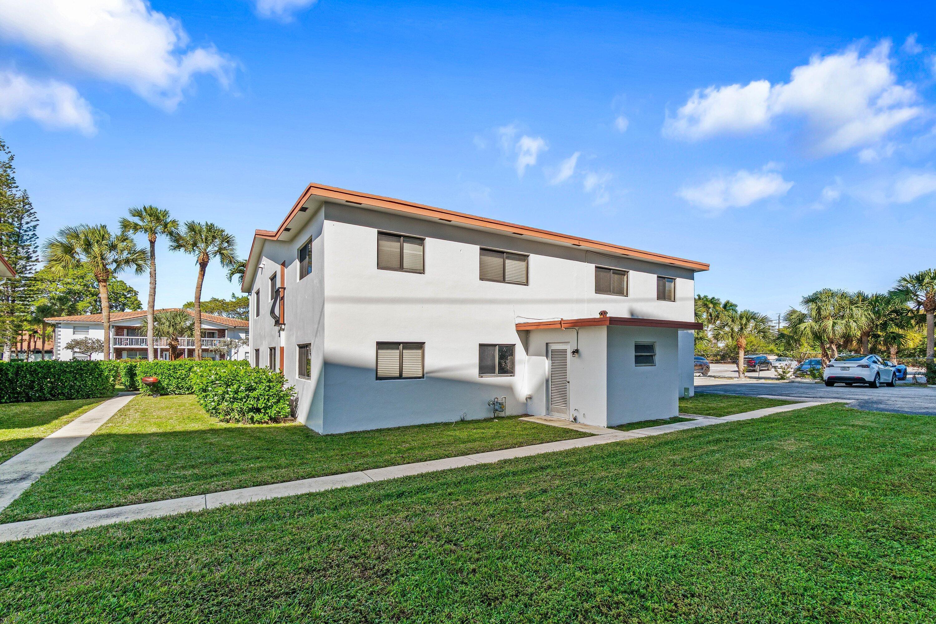 200 SW 7th Street 3