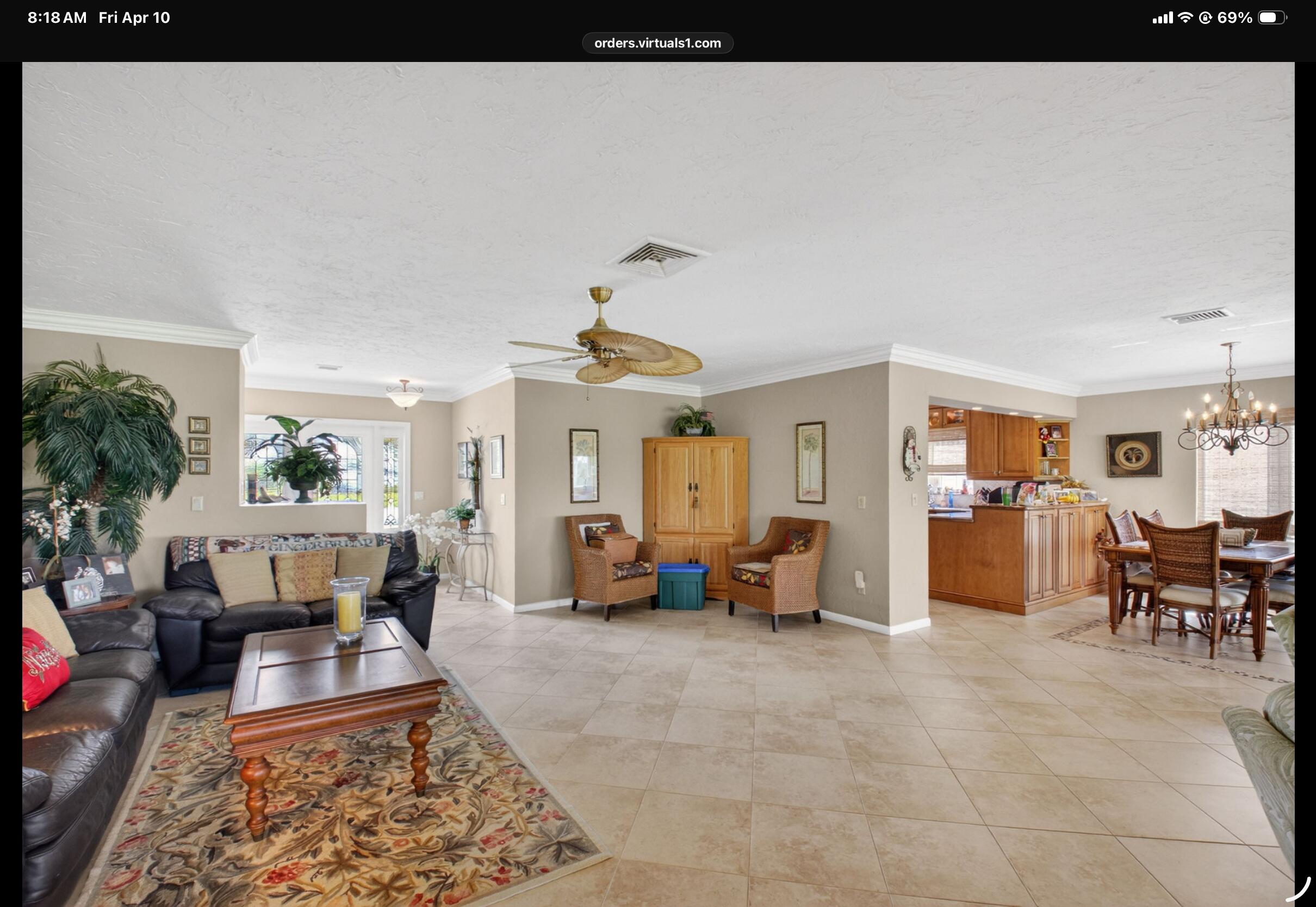 2 Holly Drive