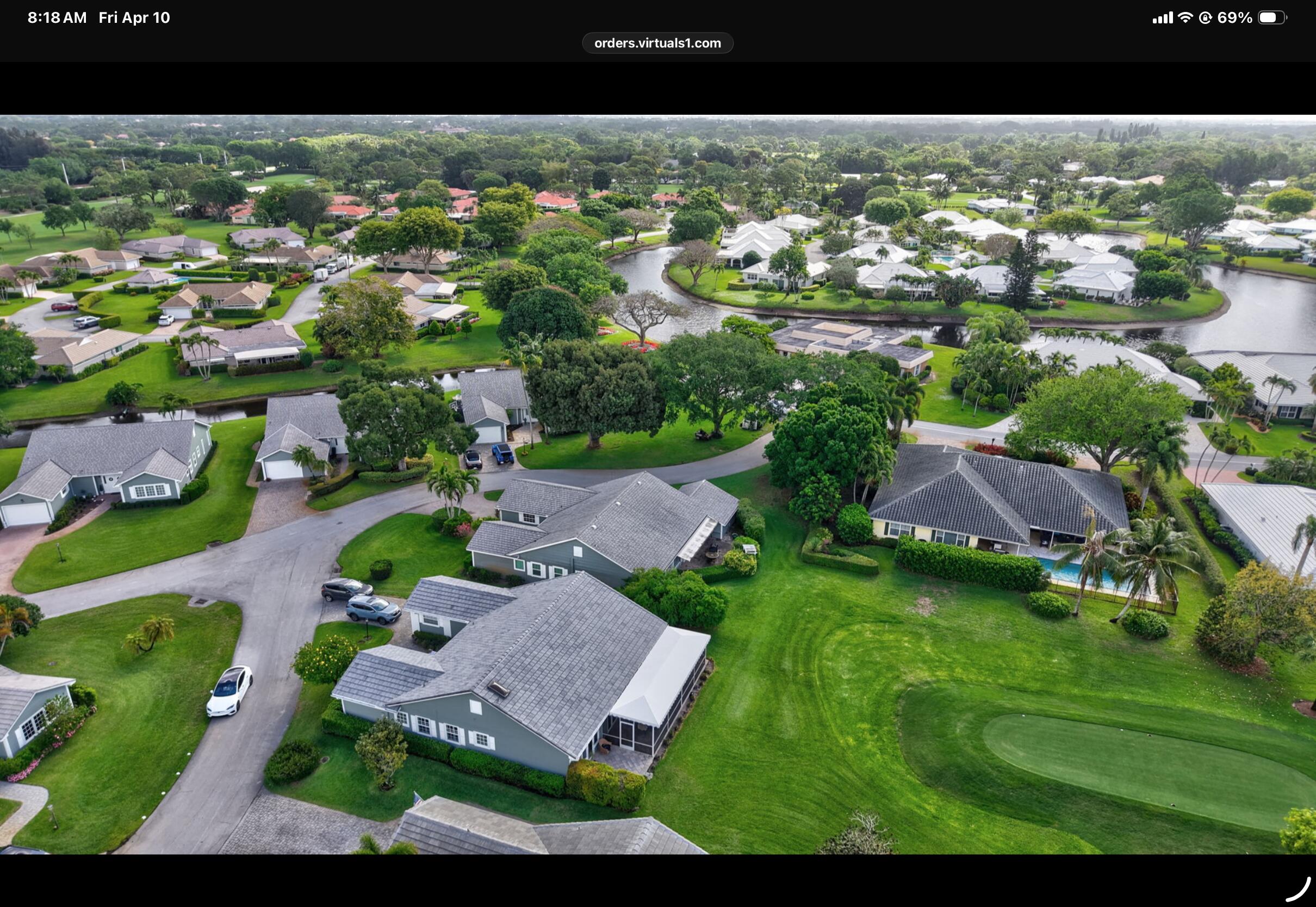 2 Holly Drive