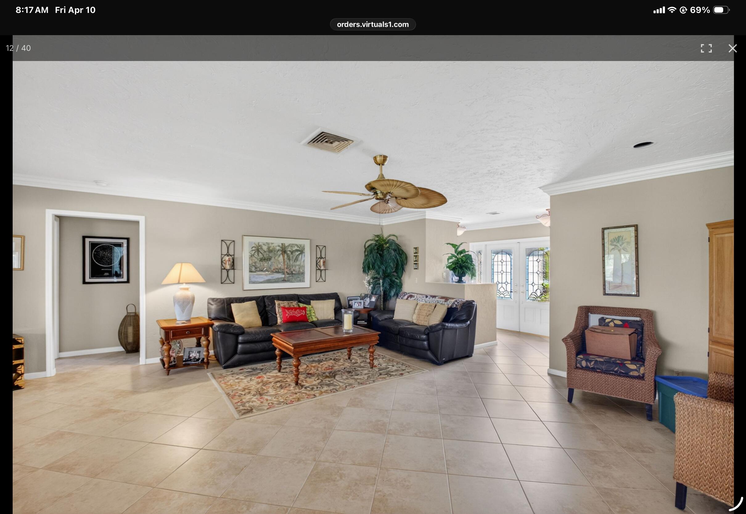 2 Holly Drive