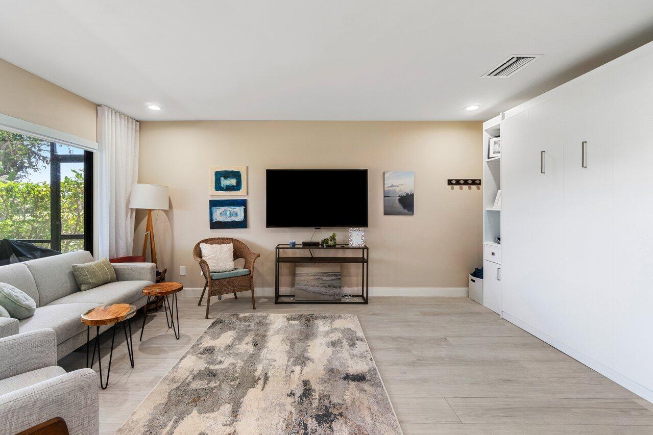 31 Westgate Lane 31c
