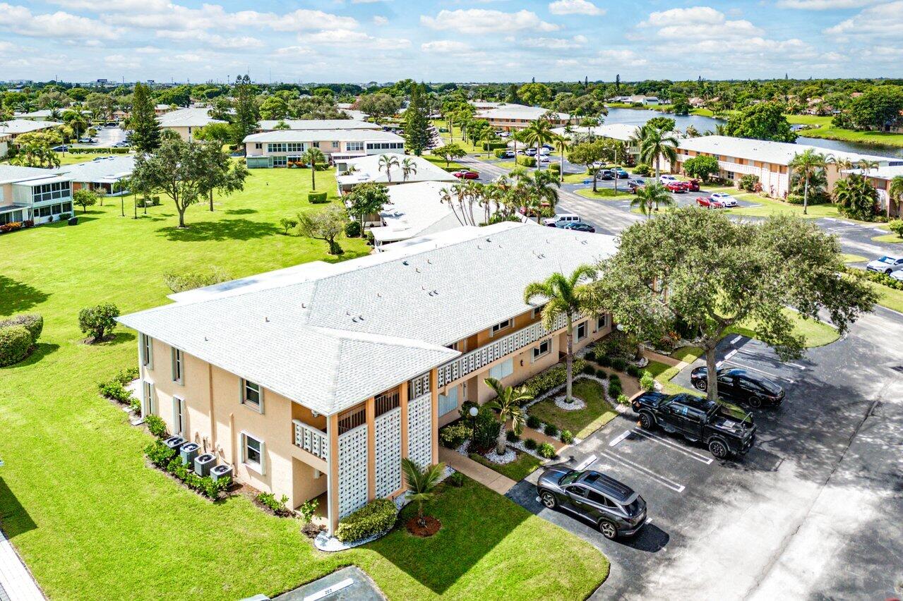 1541 NW 20th Avenue 101