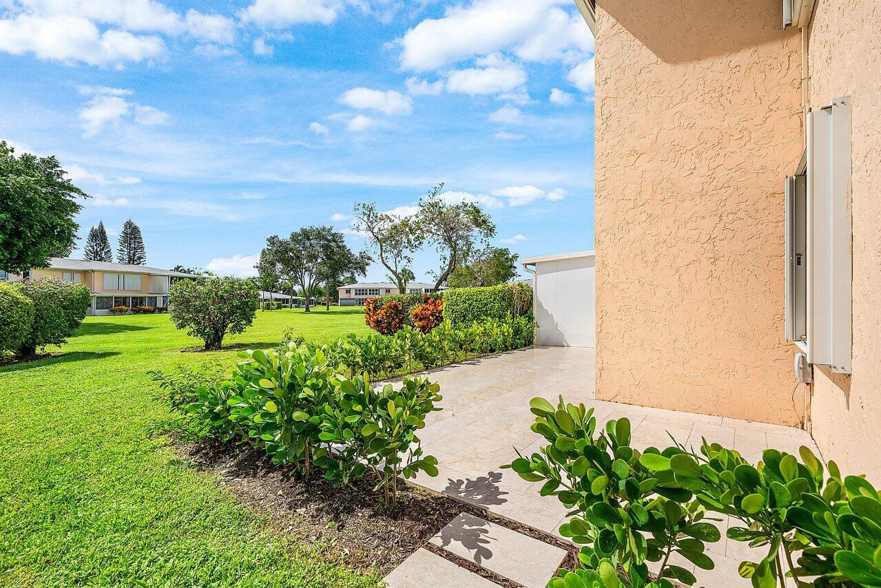 1541 NW 20th Avenue 101