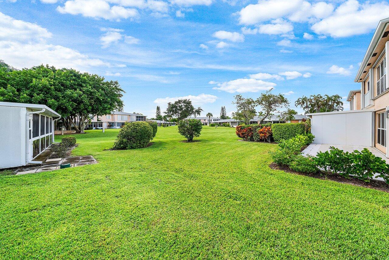 1541 NW 20th Avenue 101