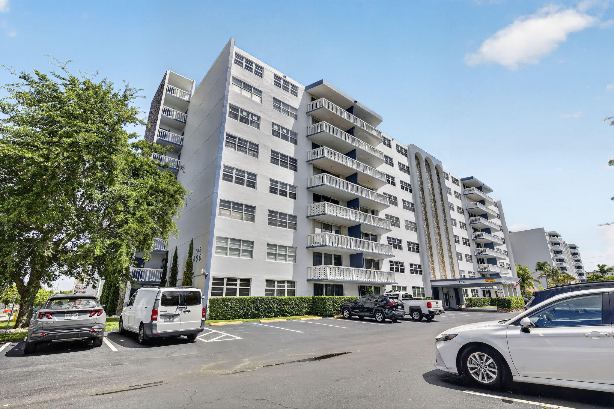400 NE 12th Avenue 405