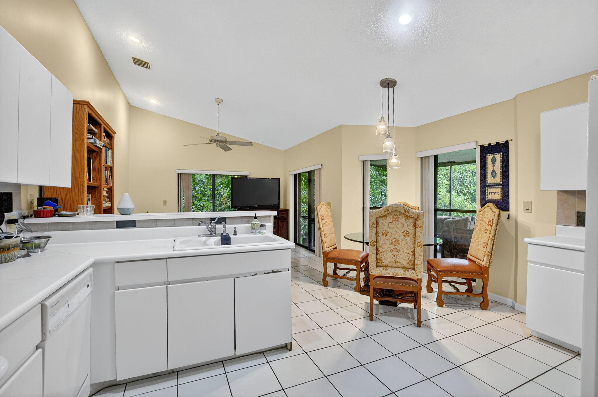 20803 Cabrillo Way