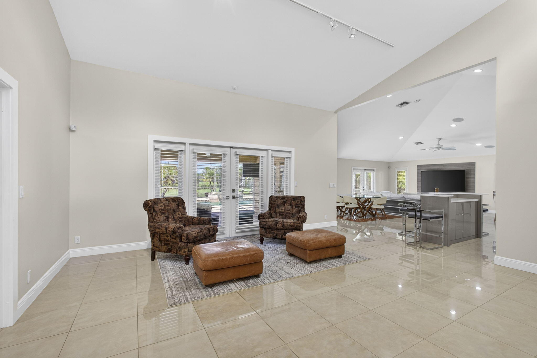 5463 Sea Biscuit Road