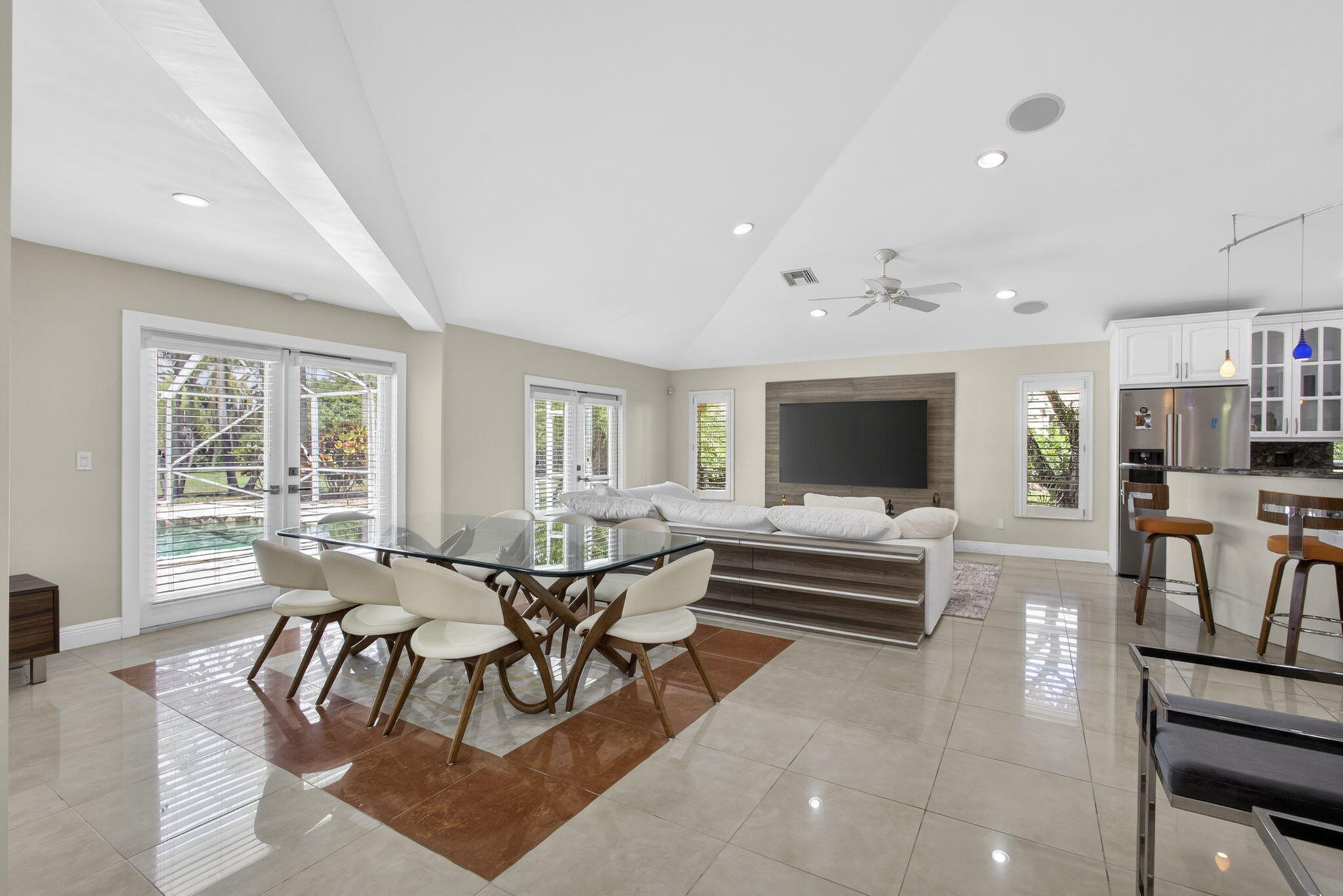 5463 Sea Biscuit Road