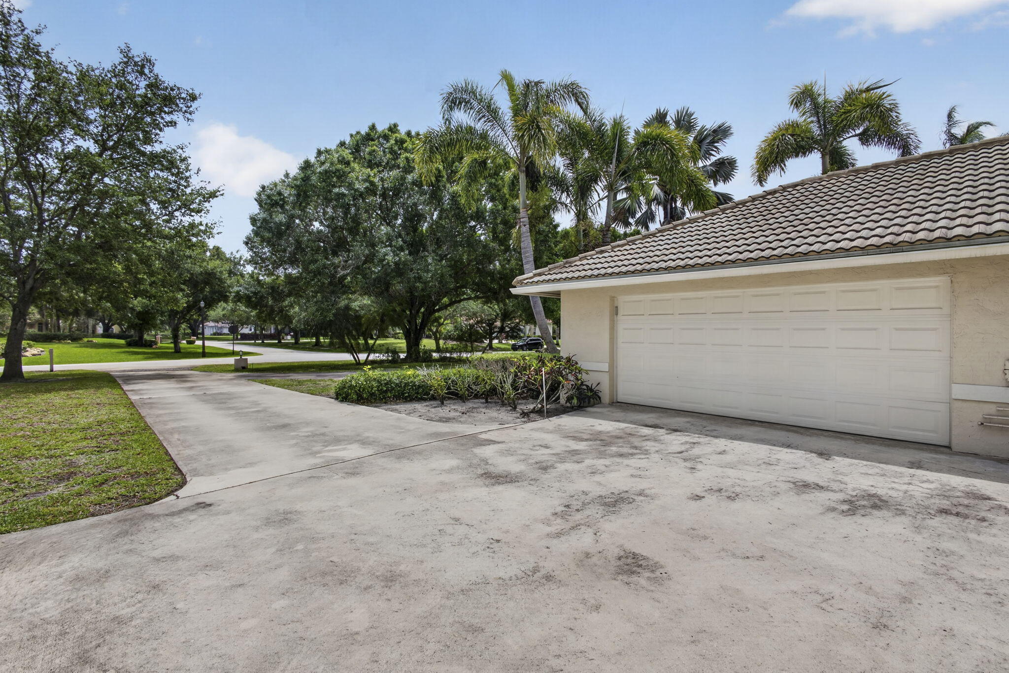 5463 Sea Biscuit Road