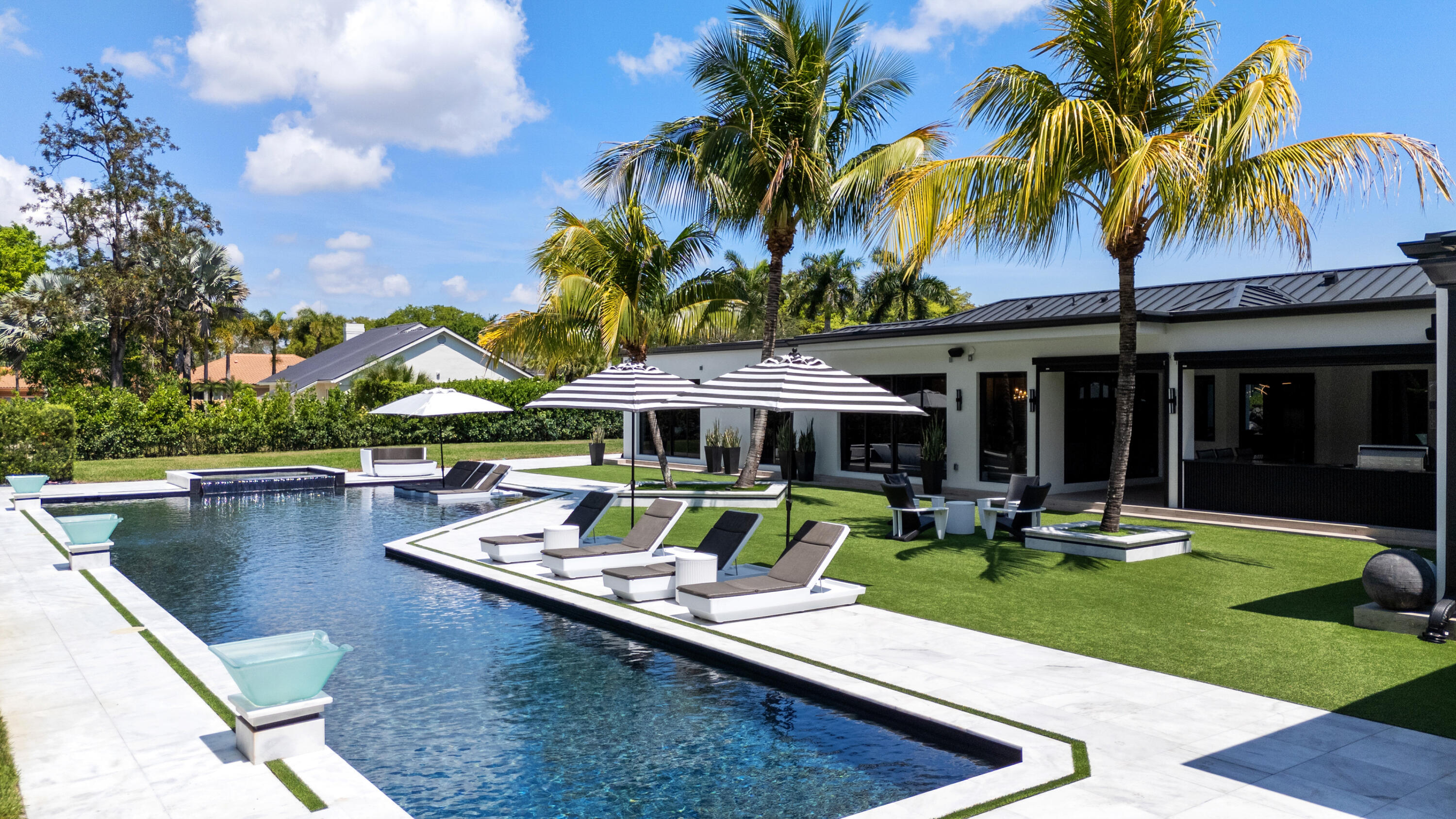 17872 W Fieldbrook Circle W