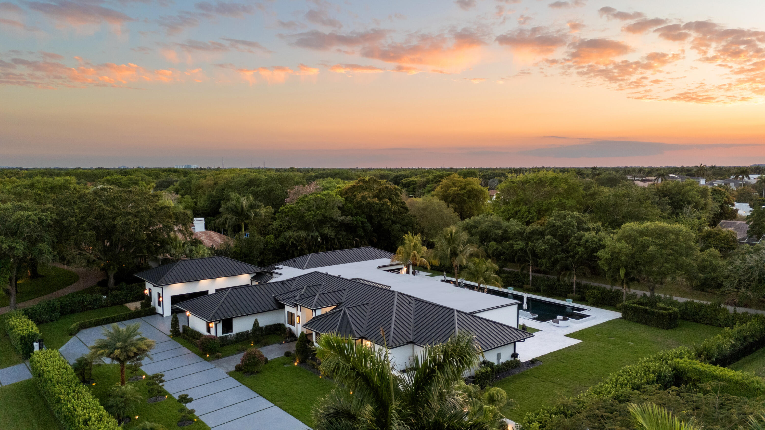 17872 W Fieldbrook Circle W