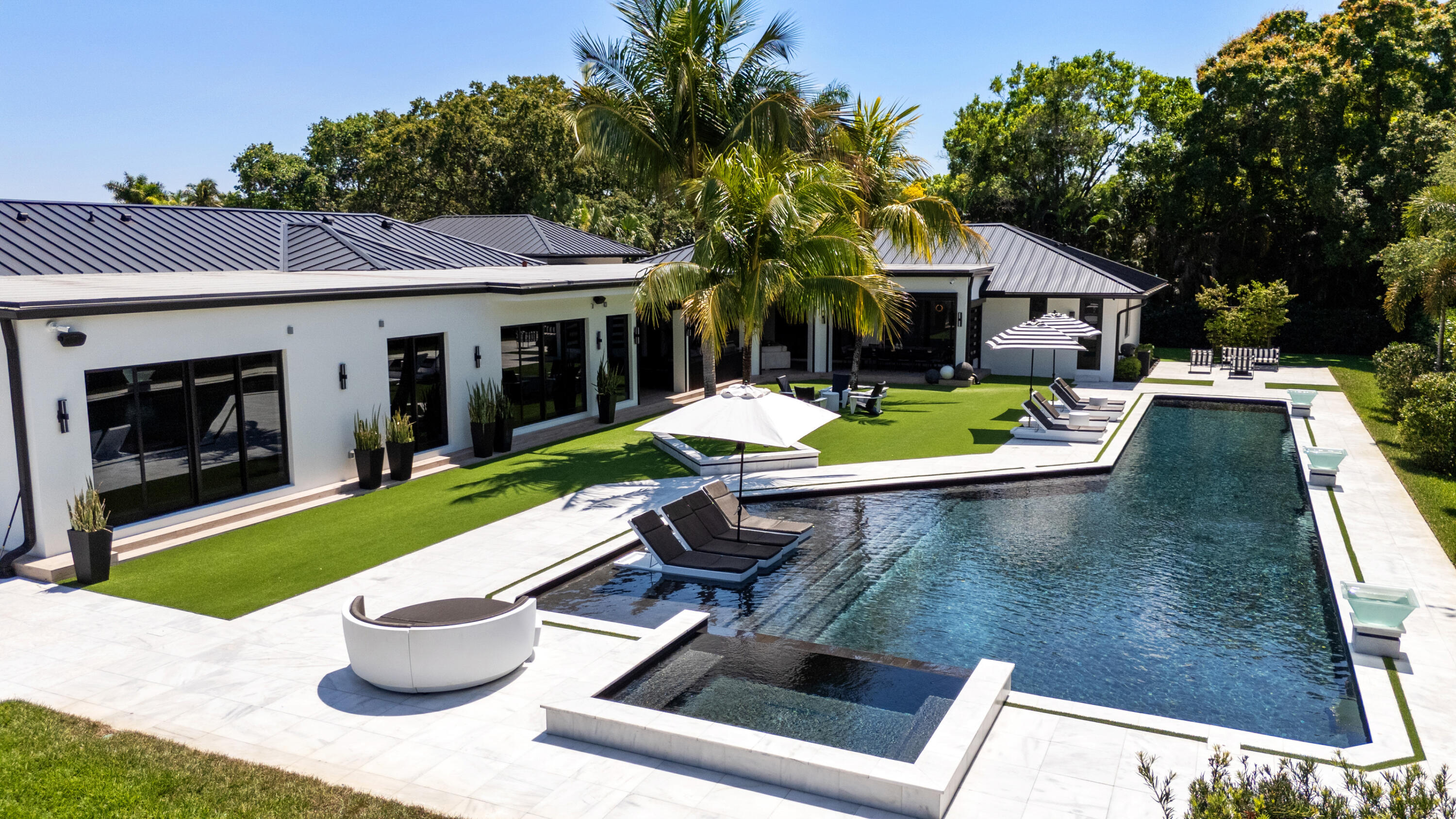 17872 W Fieldbrook Circle W