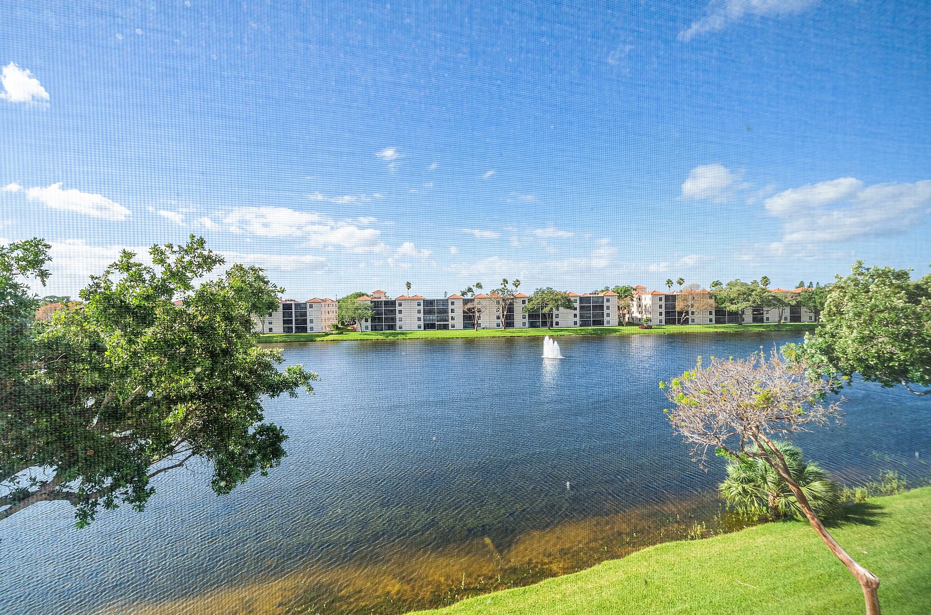 6065 Pointe Regal Circle