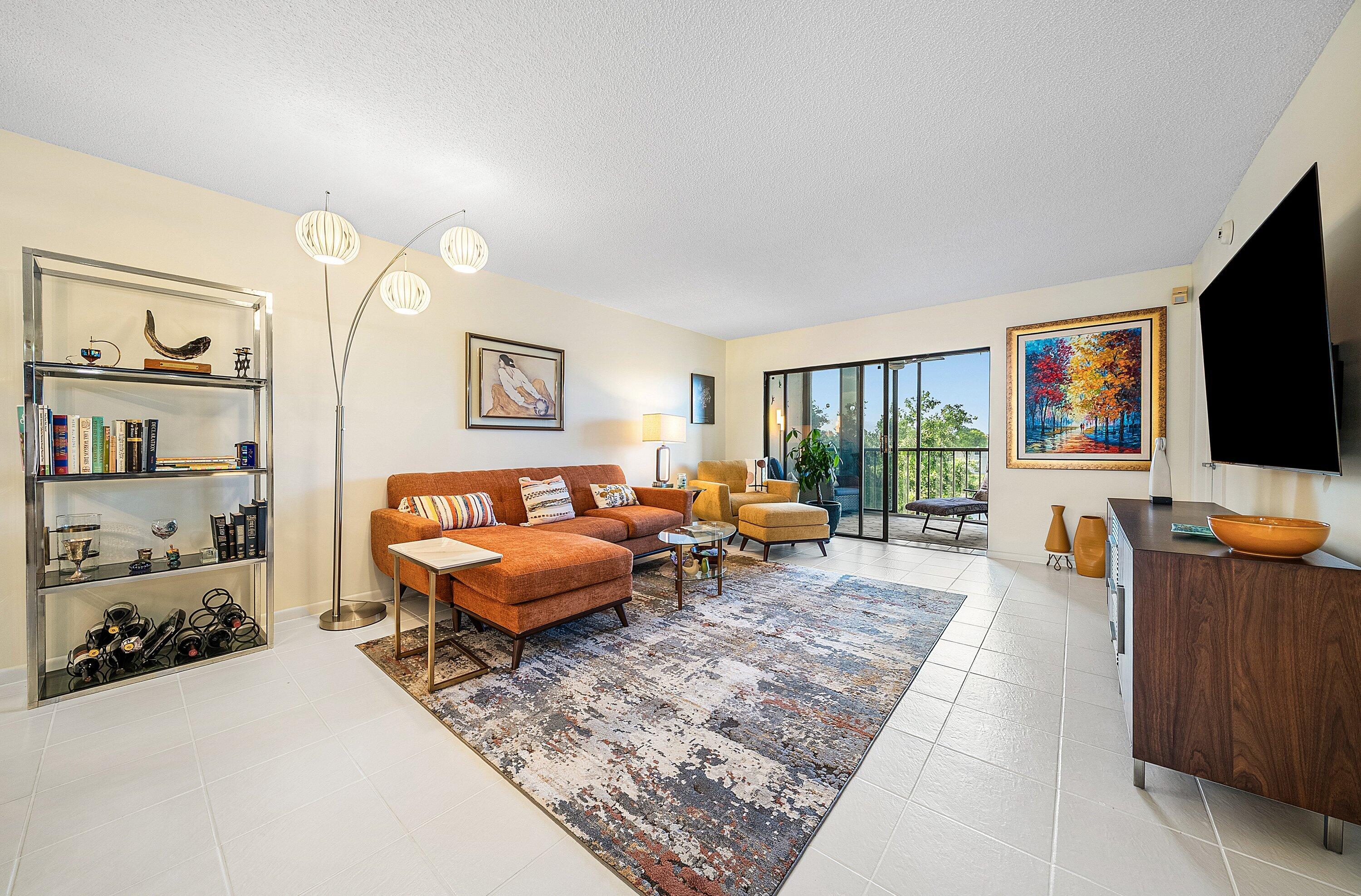 6065 Pointe Regal Circle