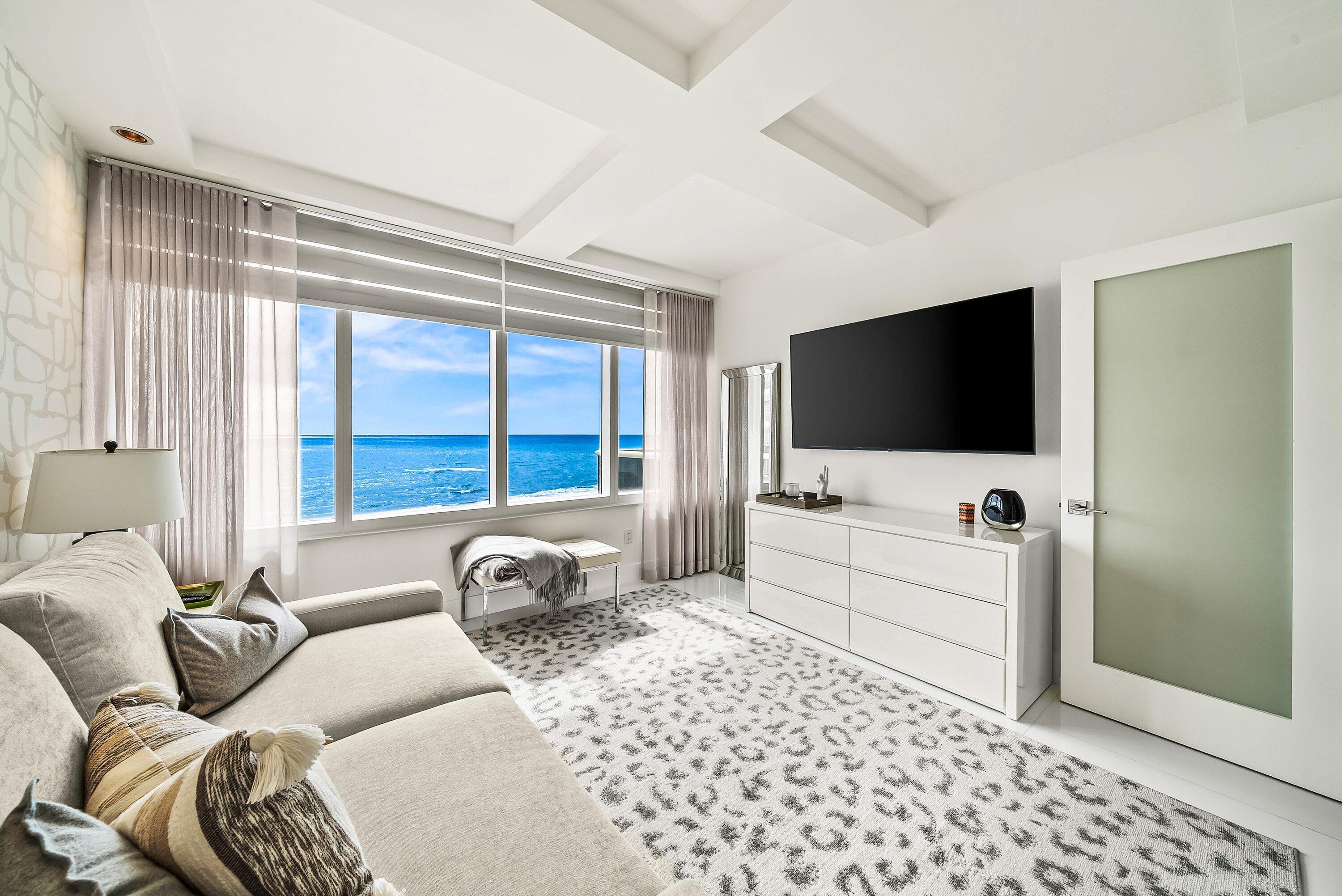 700 S Ocean Boulevard 705